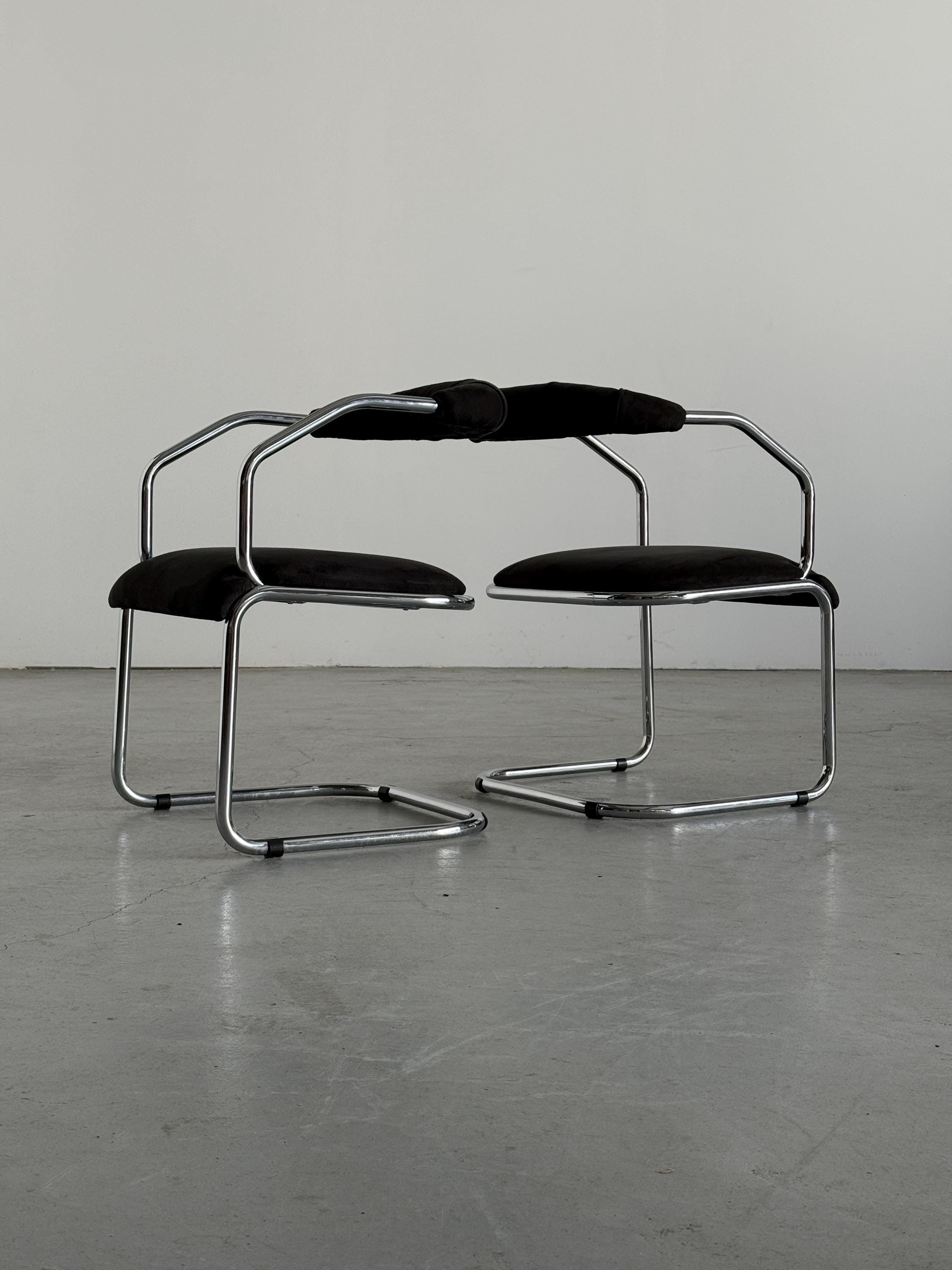 Cantilever Dining Chairs in Style of Giotto Stoppino