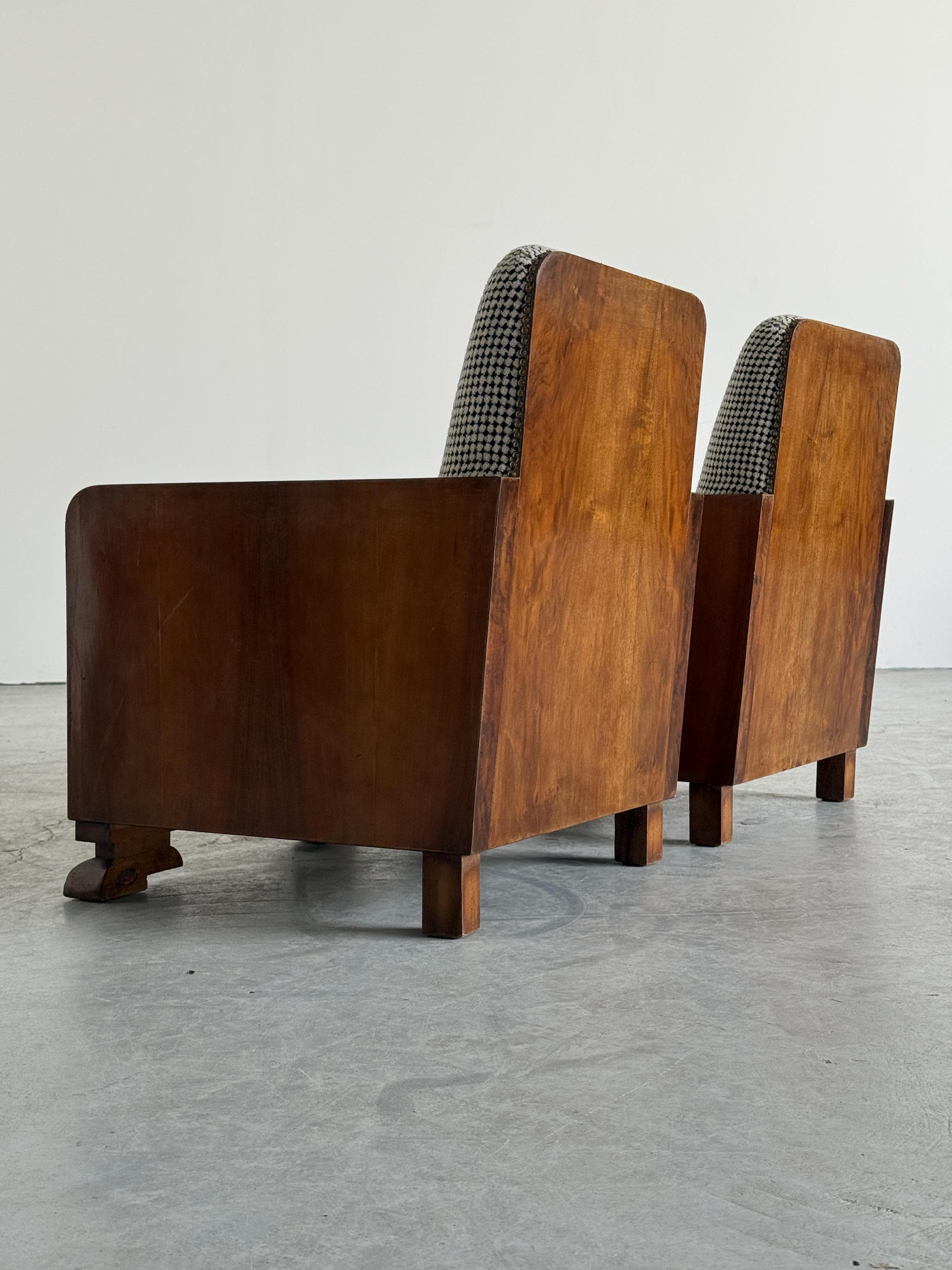Art Deco Petit Slipper Chairs