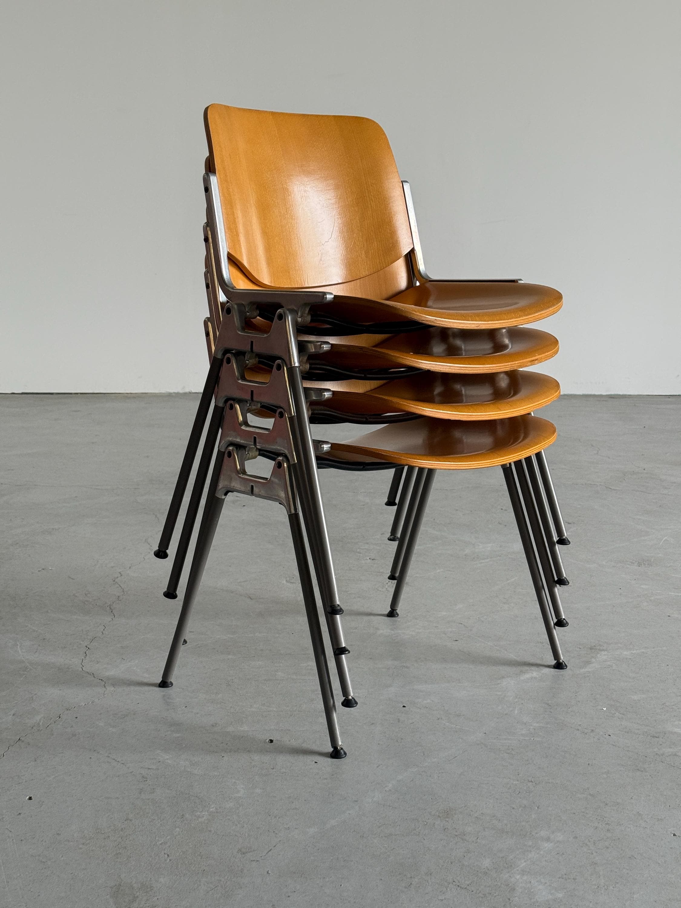 'DSC 106' Chairs by Giancarlo Piretti for Anonima Castelli