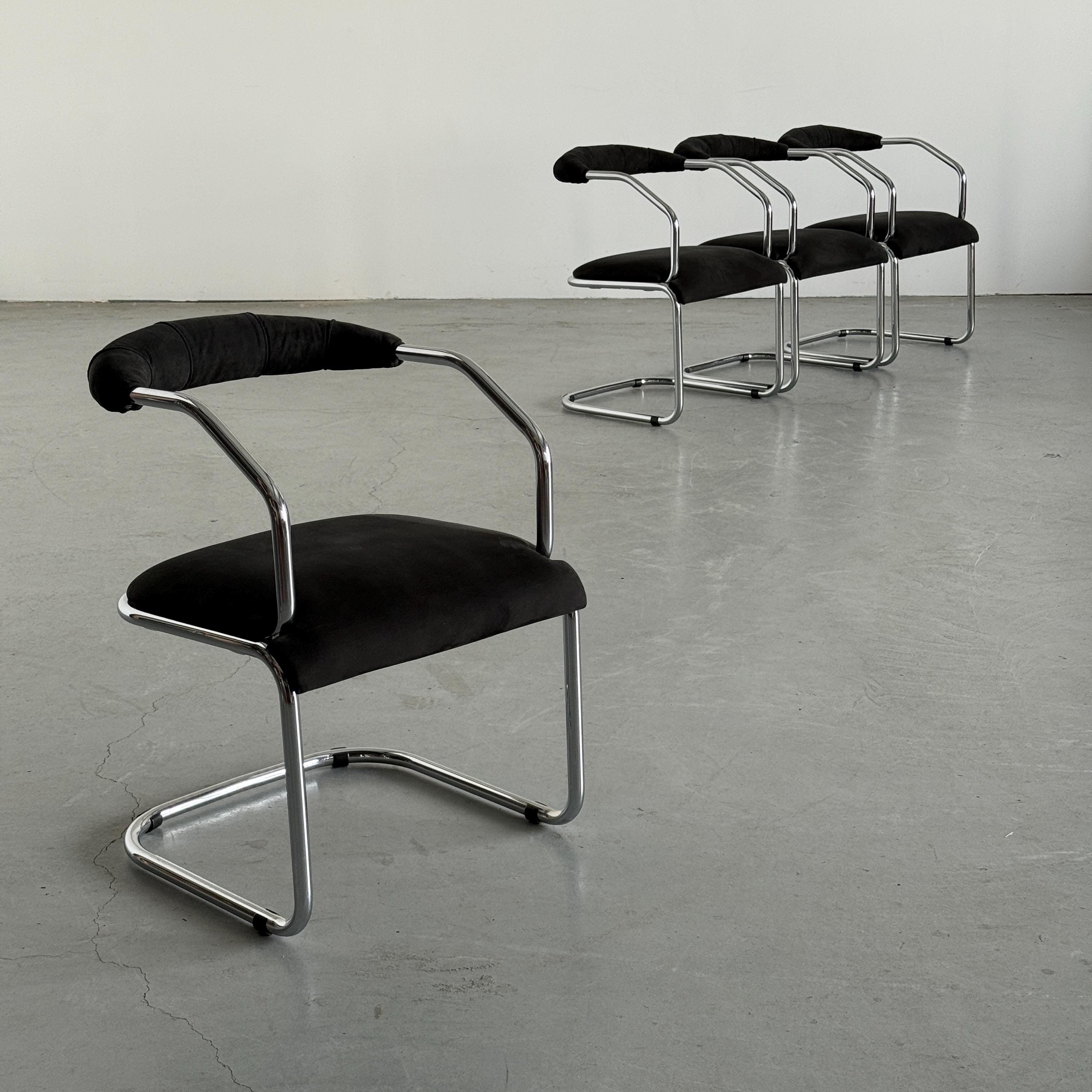 Cantilever Dining Chairs in Style of Giotto Stoppino