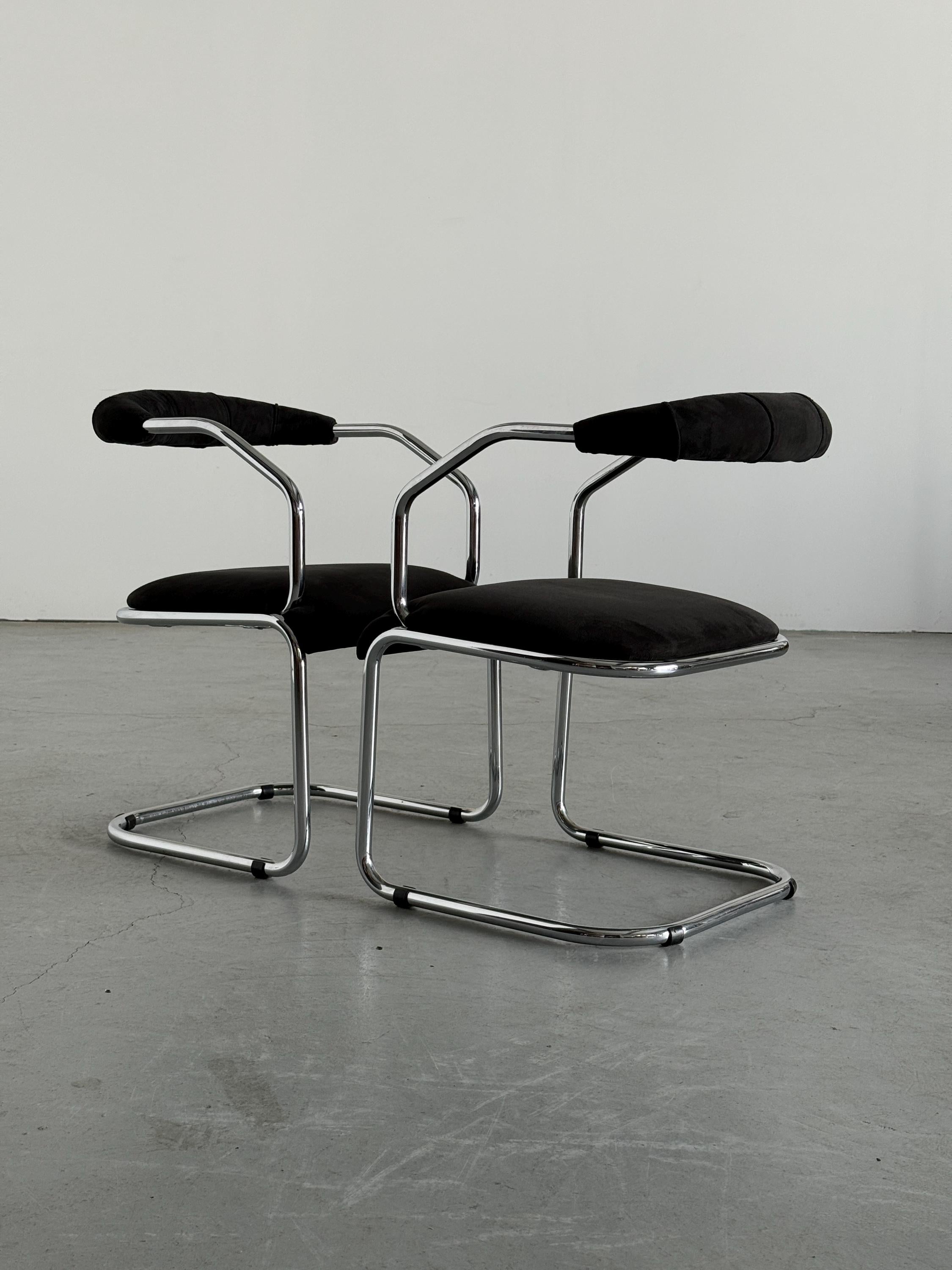 Cantilever Dining Chairs in Style of Giotto Stoppino