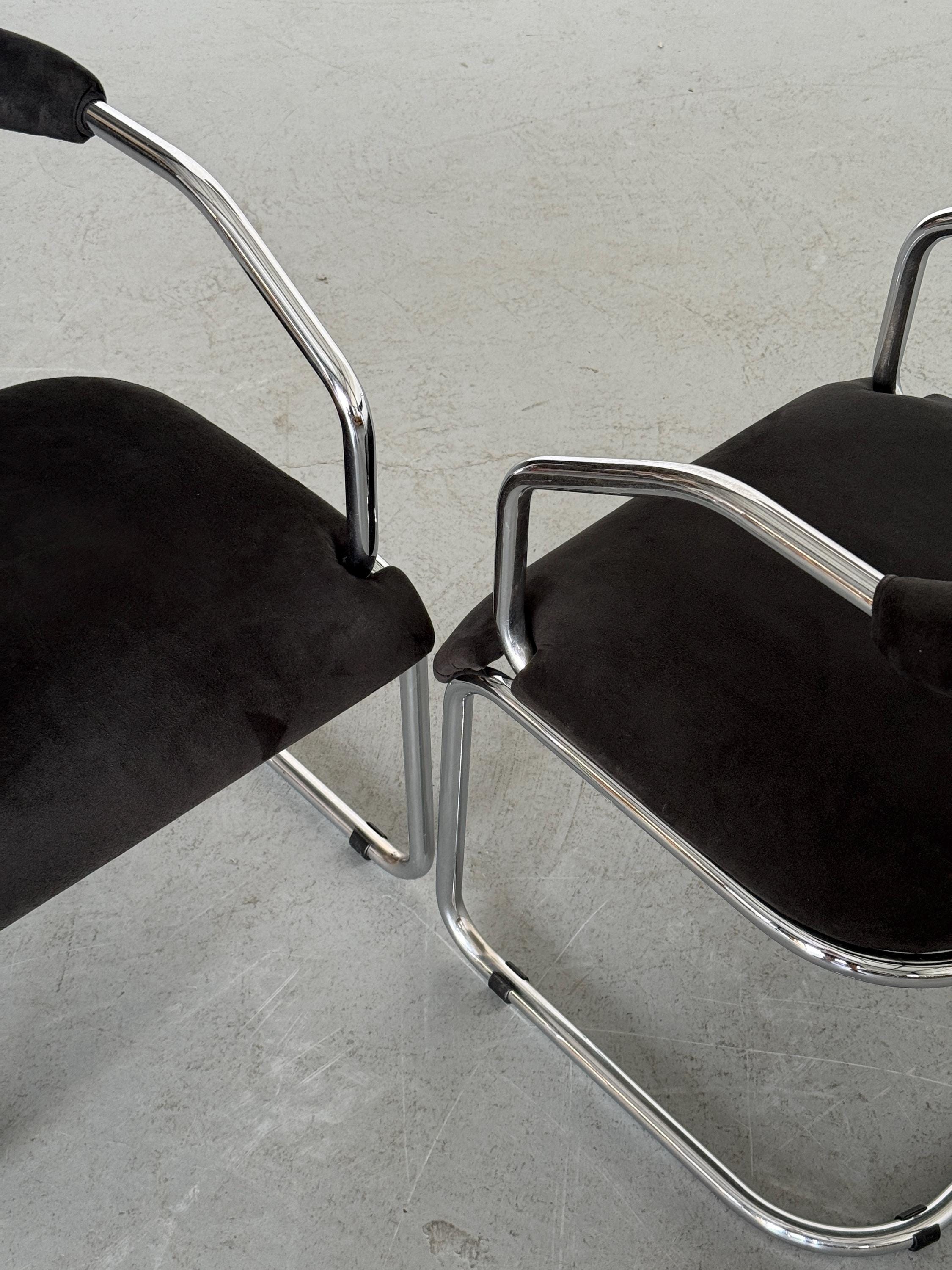 Cantilever Dining Chairs in Style of Giotto Stoppino