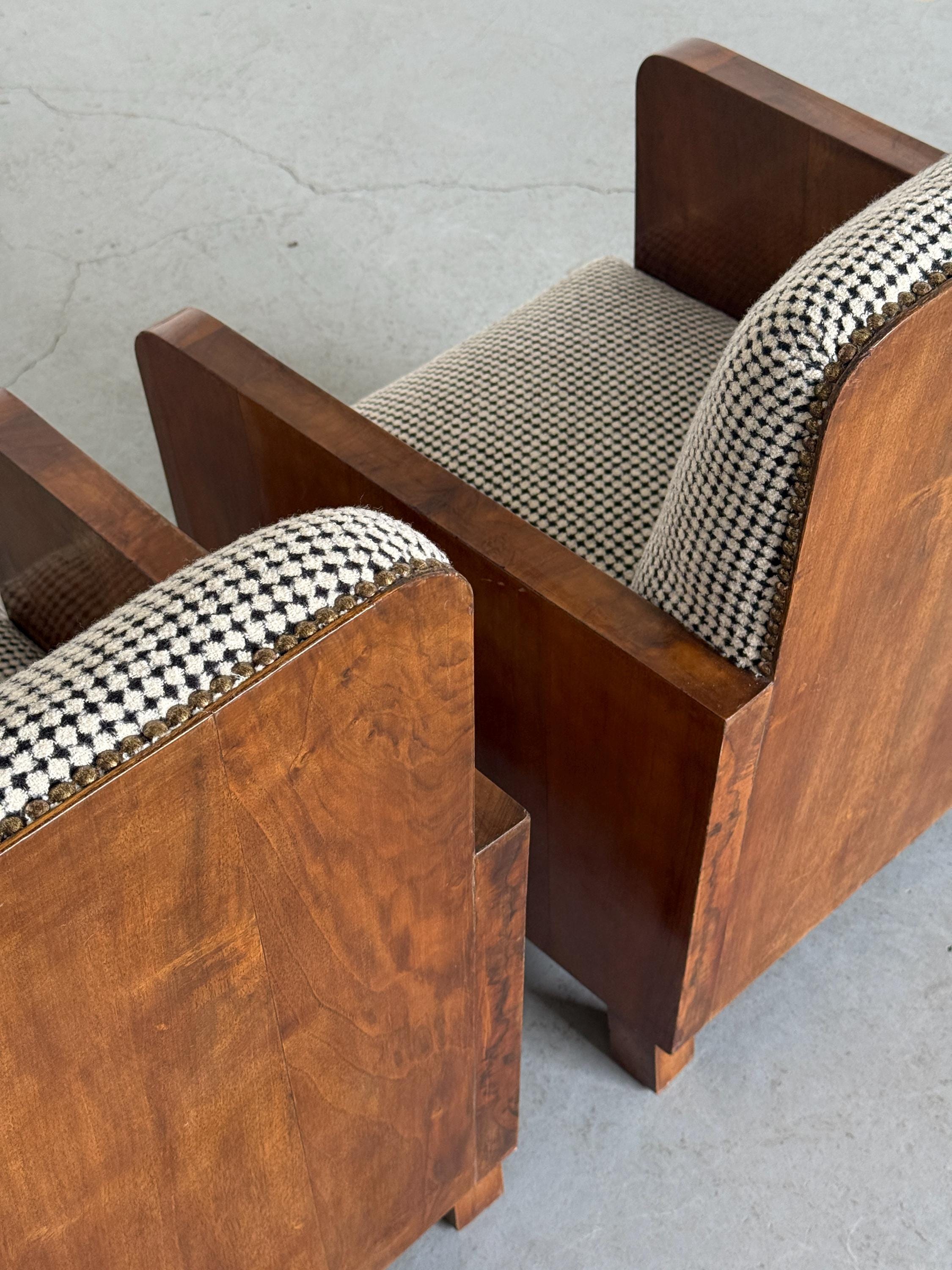 Art Deco Petit Slipper Chairs