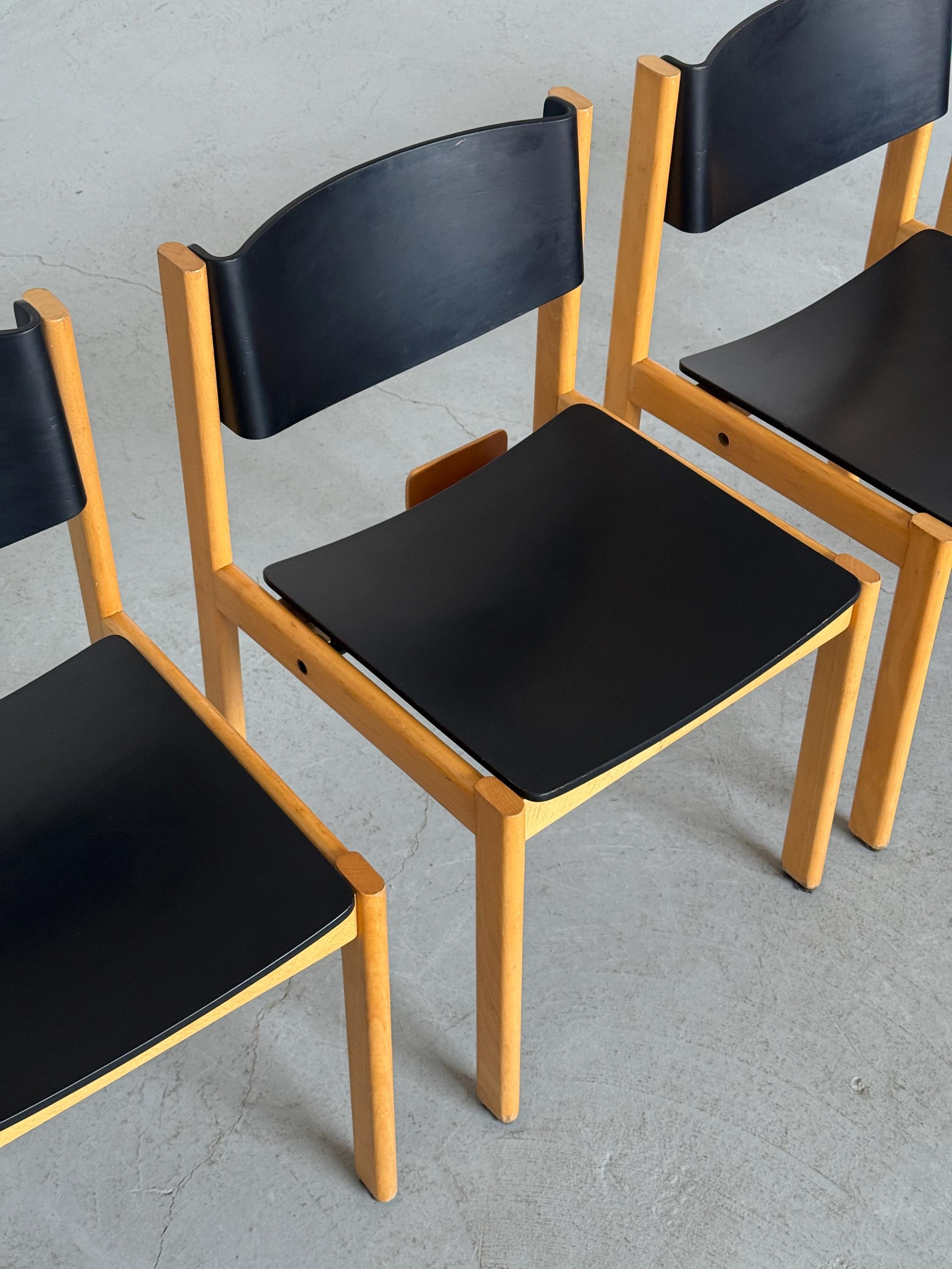 Mid-Century Modern Stackable Dining Chairs or Visitor Chairs by Kusch + Co, Beech and Brown Stained Plywood, 1970s Germany
