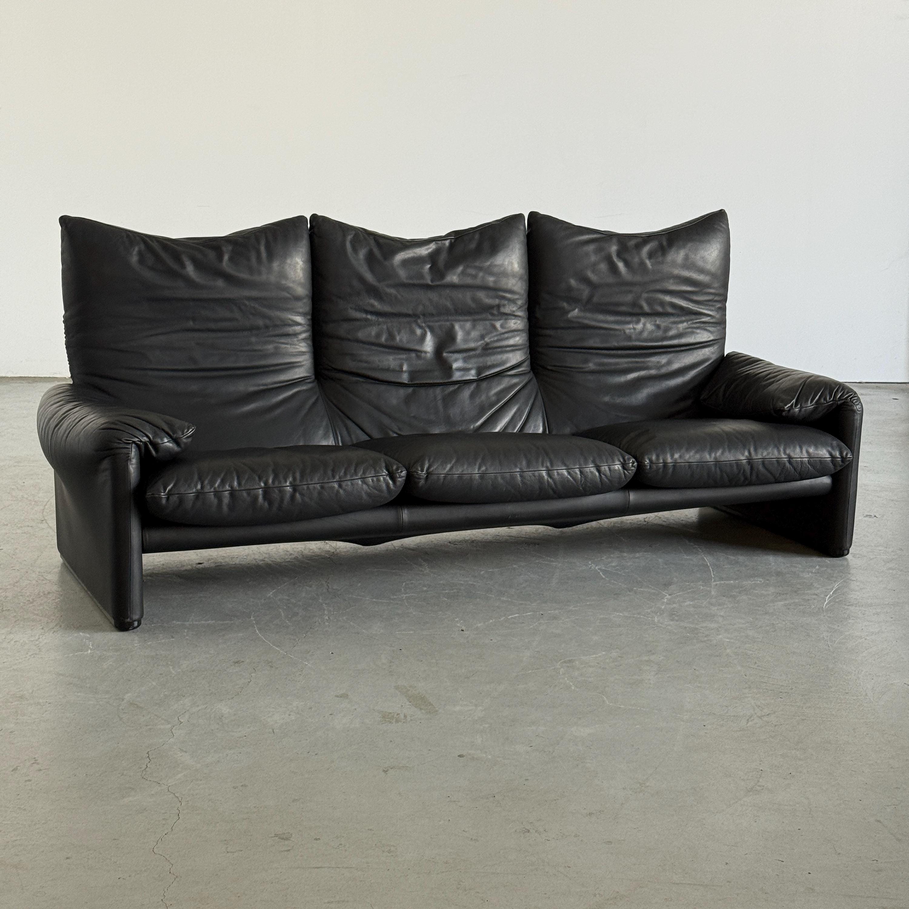 'Maralunga' Three-Seater Sofa by Vico Magistretti for Cassina