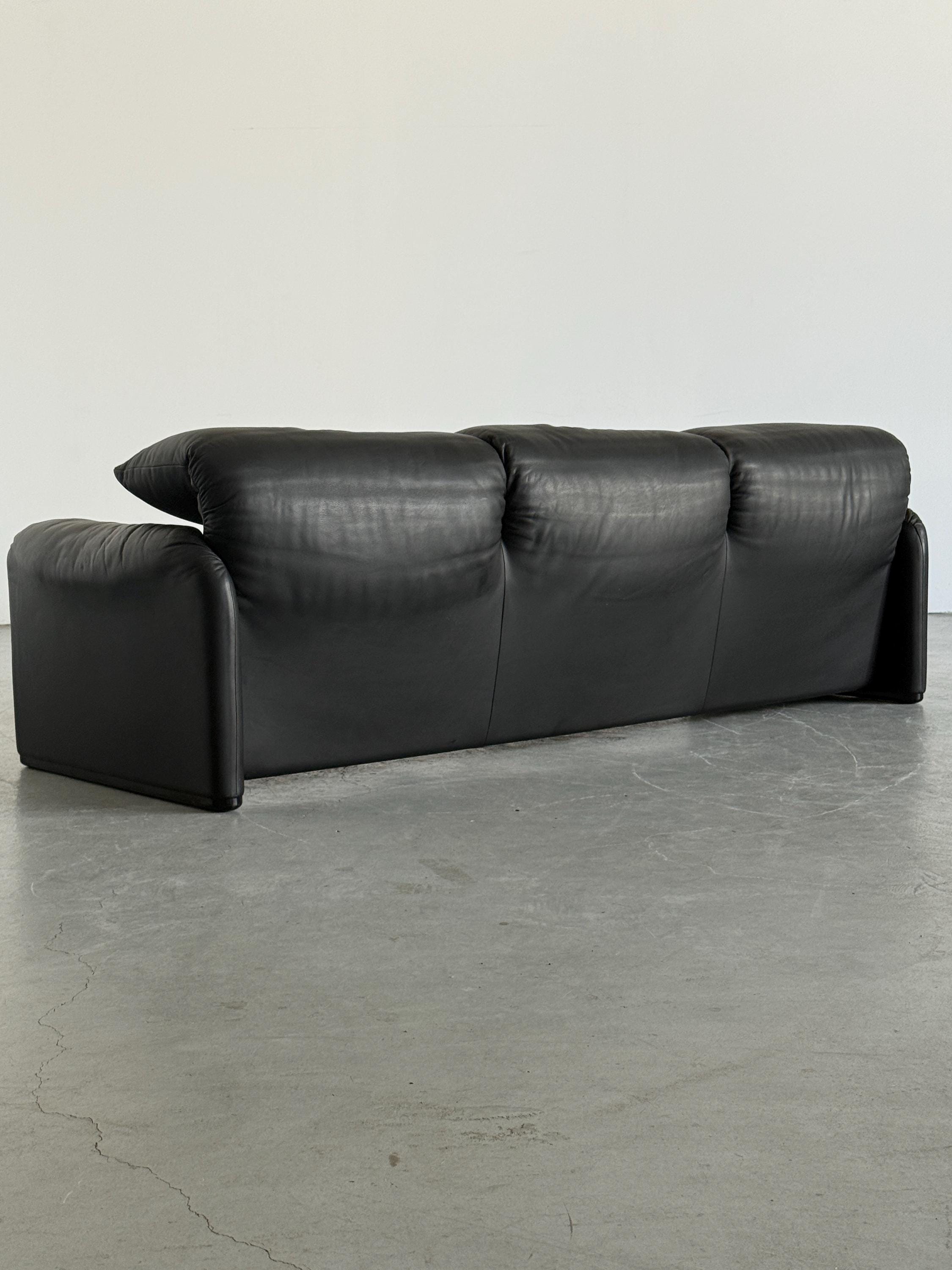 'Maralunga' Three-Seater Sofa by Vico Magistretti for Cassina