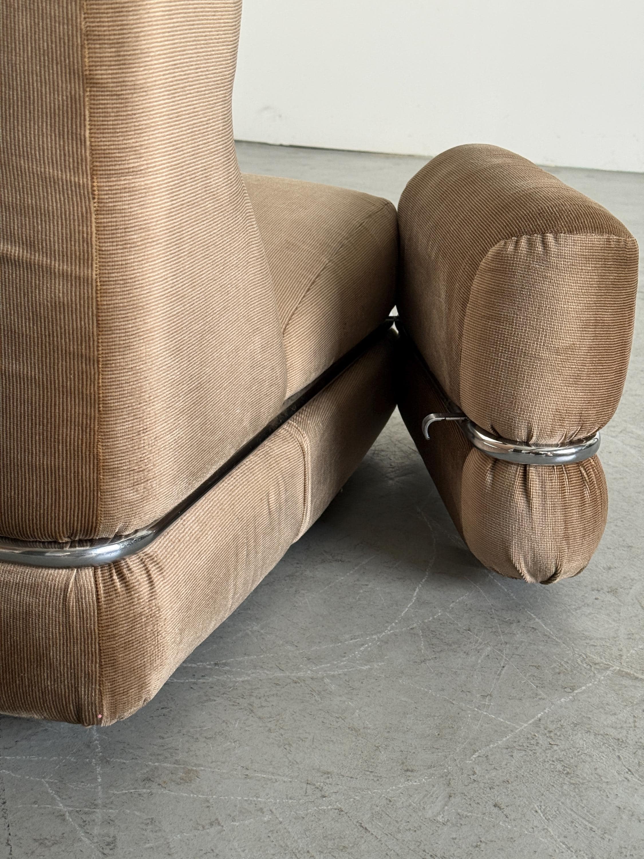 Italian Lounge Chair with Tubular Steel Frame