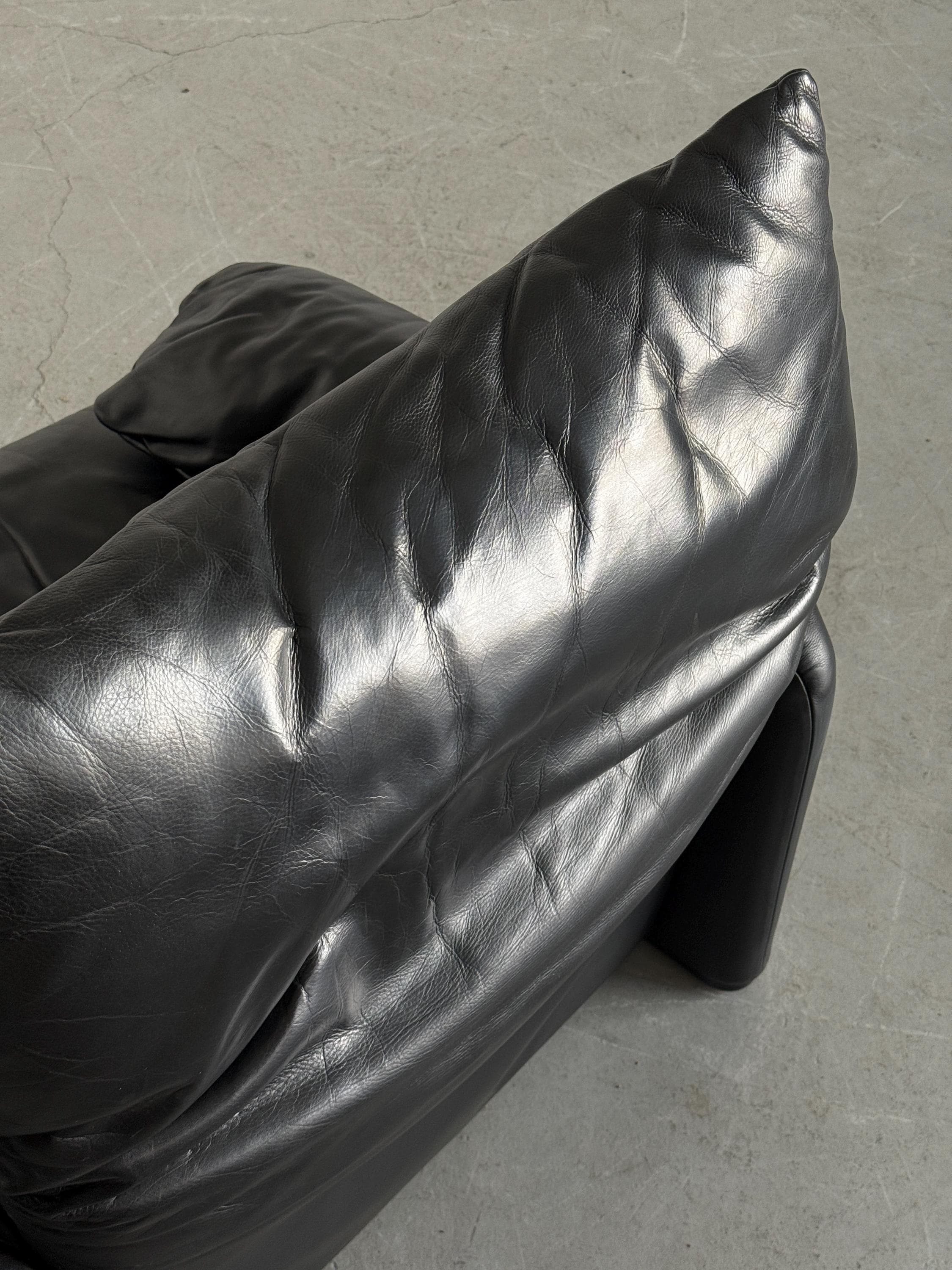 Maralunga Armchair by Vico Magistretti for Cassina