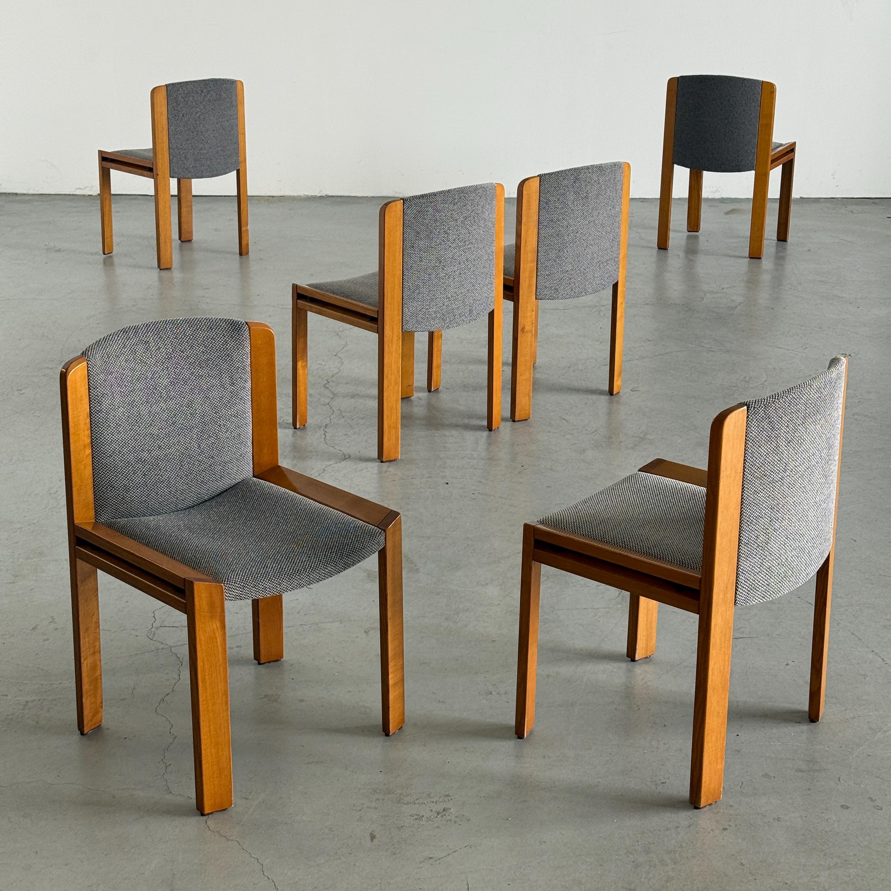 Joe Colombo Model 300 Dining Chairs for Pozzi