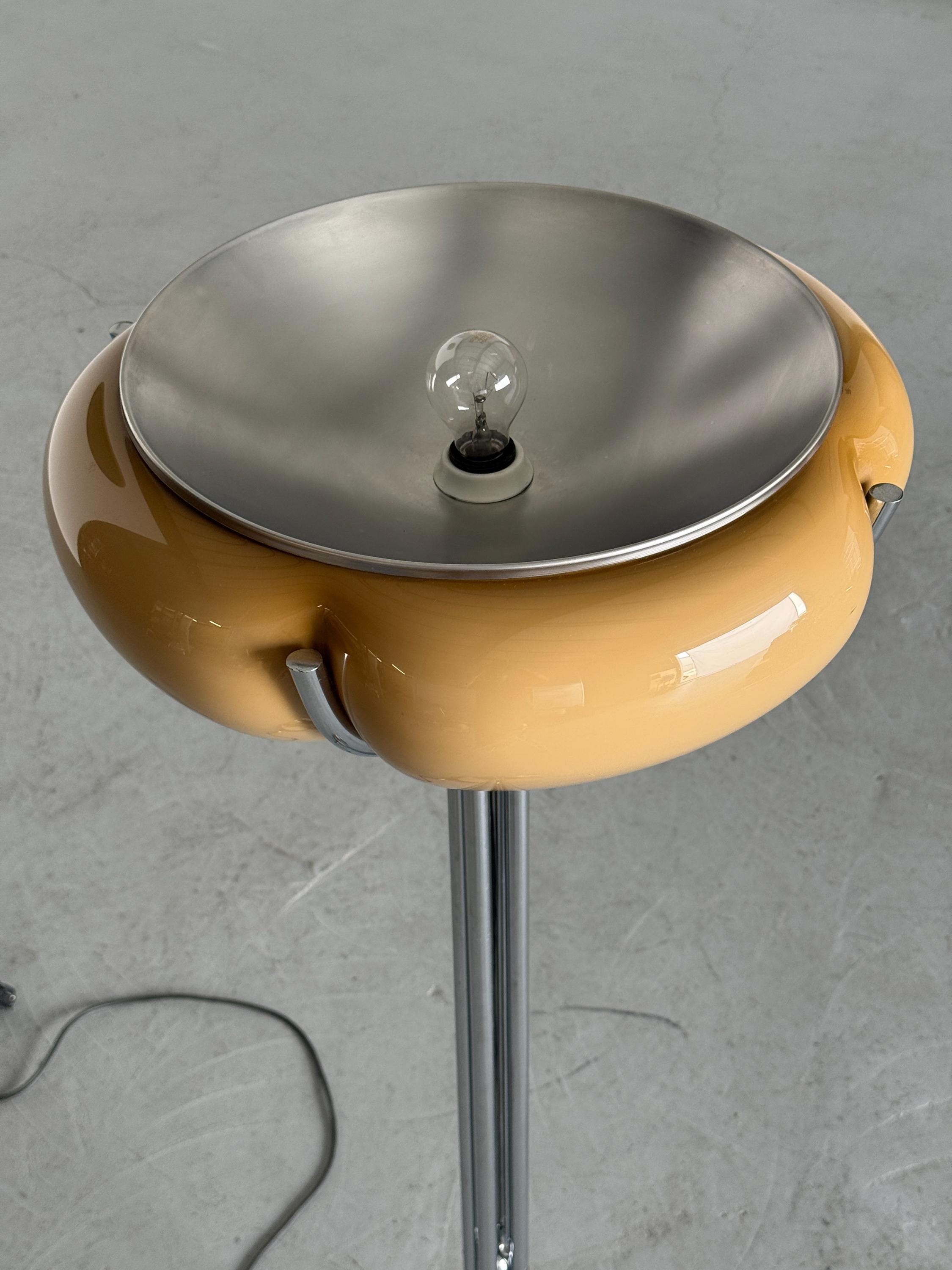 Quadrifoglio Floor Lamp by Gae Aulenti for Meblo iGuzzini