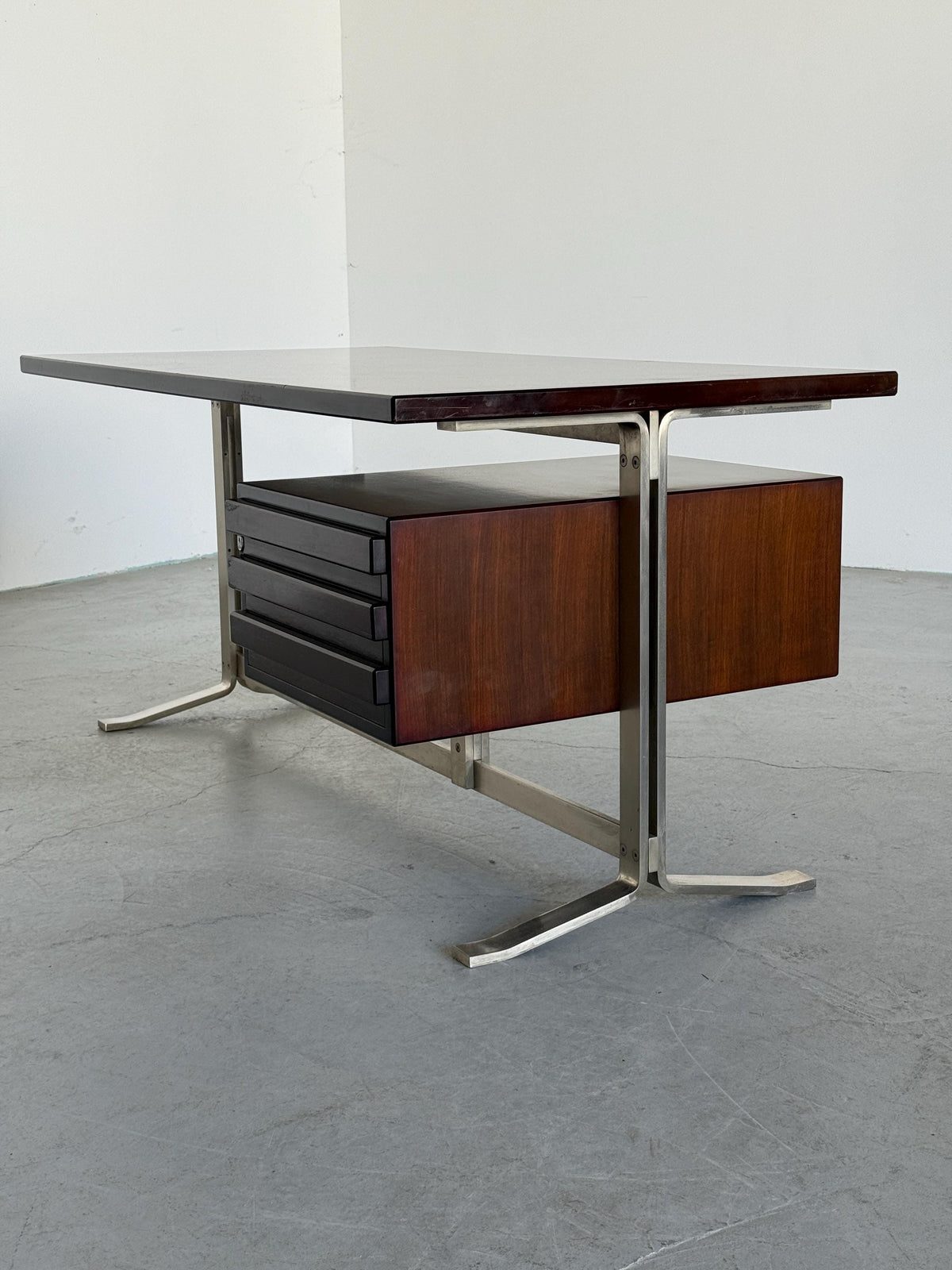 Executive Desk by Gianni Moscatelli for Formanova
