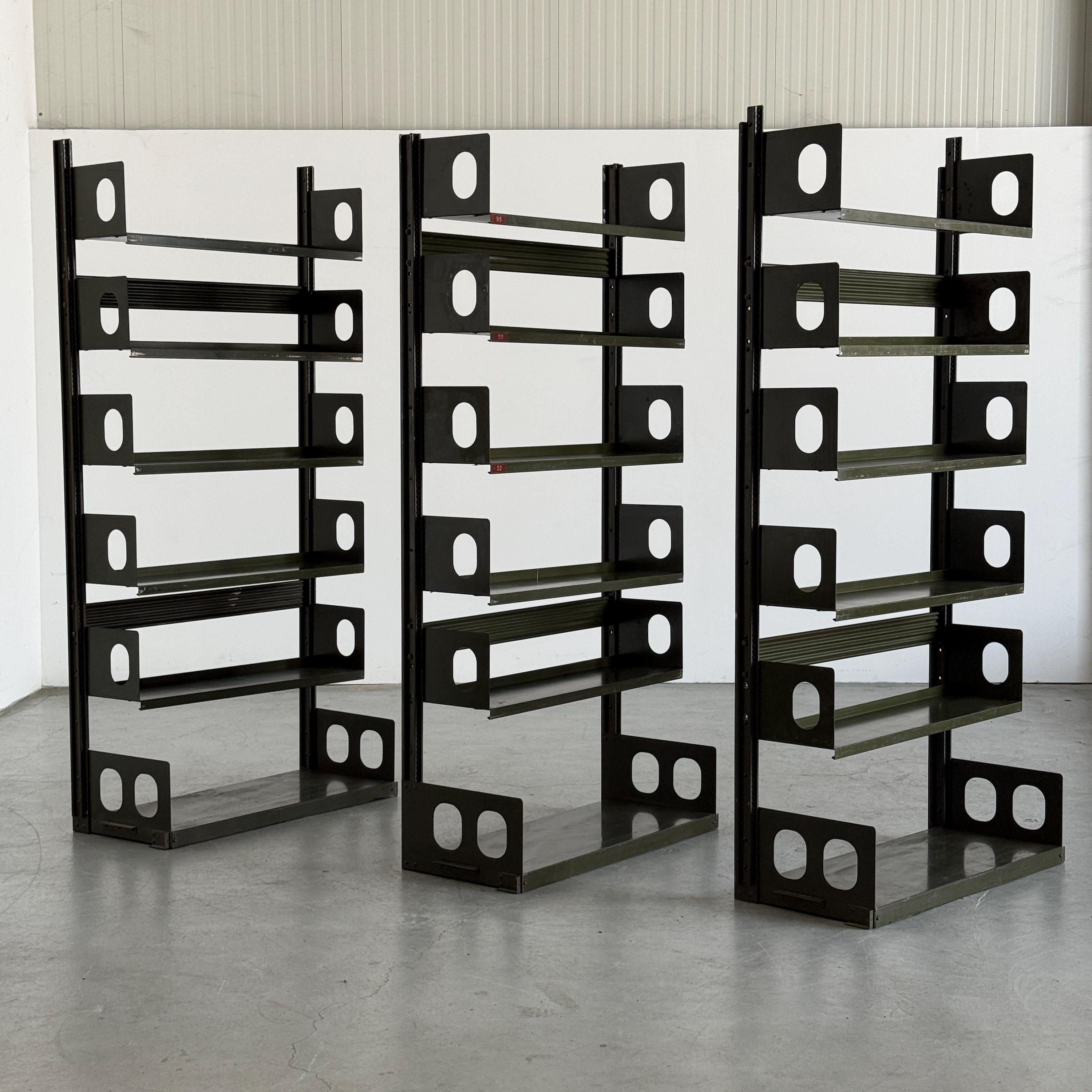 Triennale Shelving System by Lips Vago