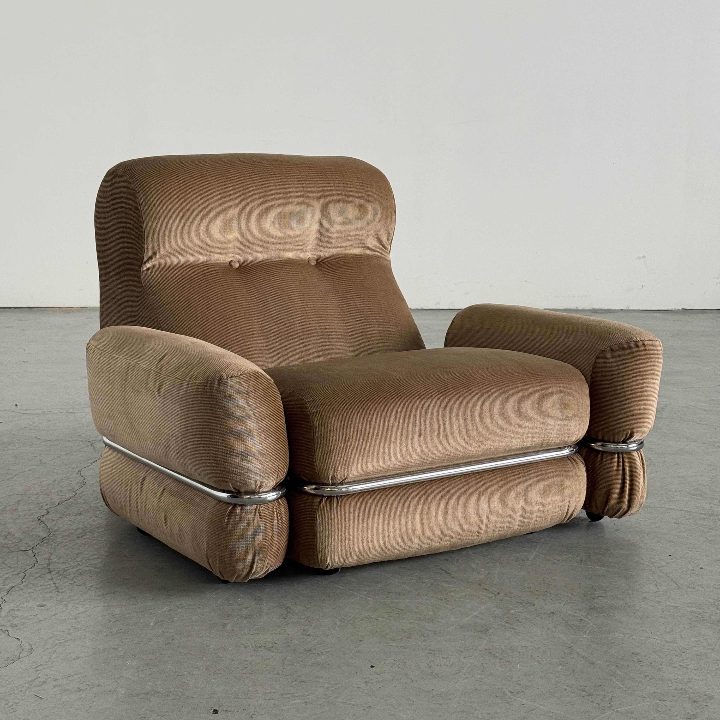 Italian Lounge Chair with Tubular Steel Frame