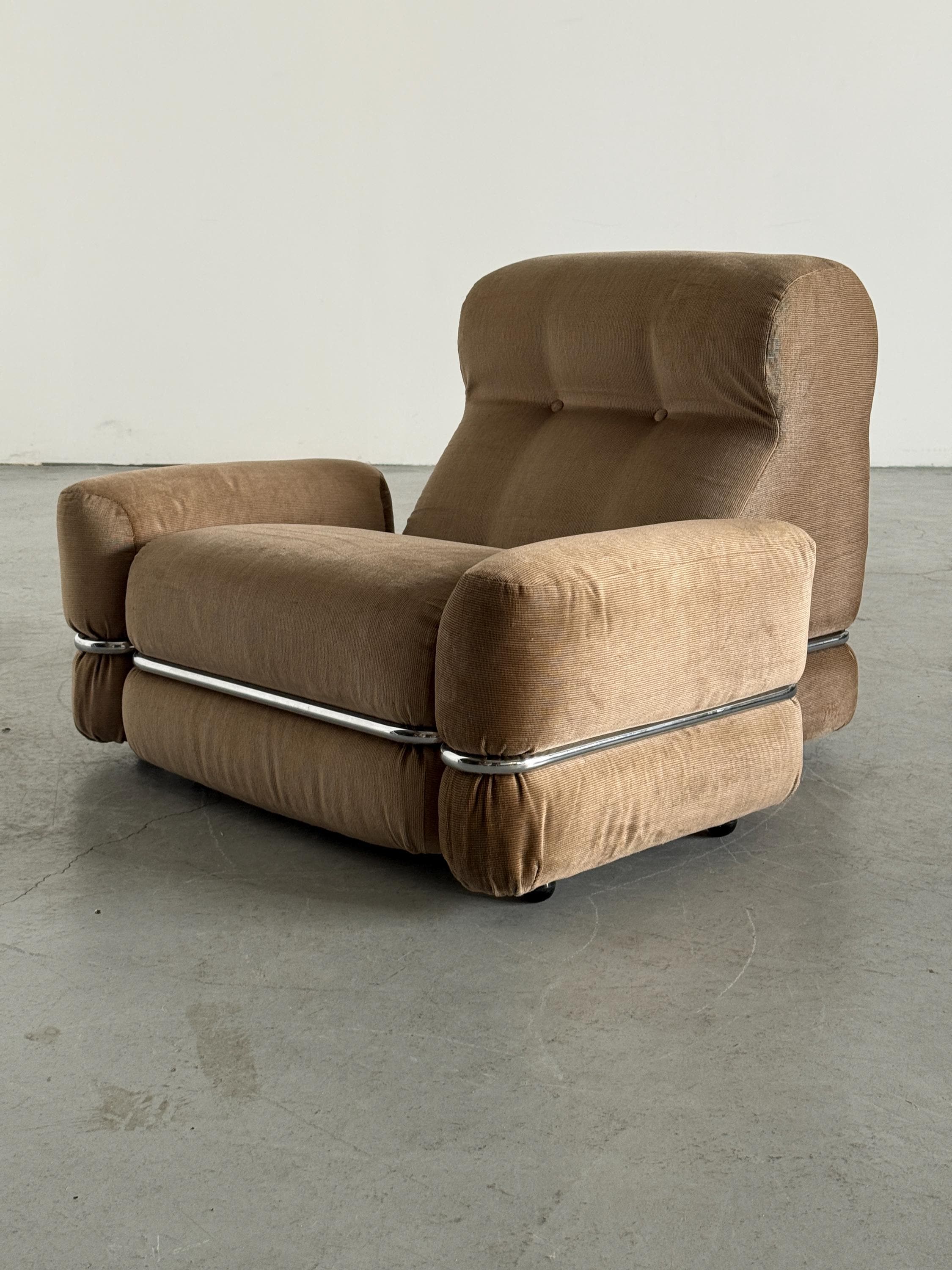Italian Lounge Chair with Tubular Steel Frame