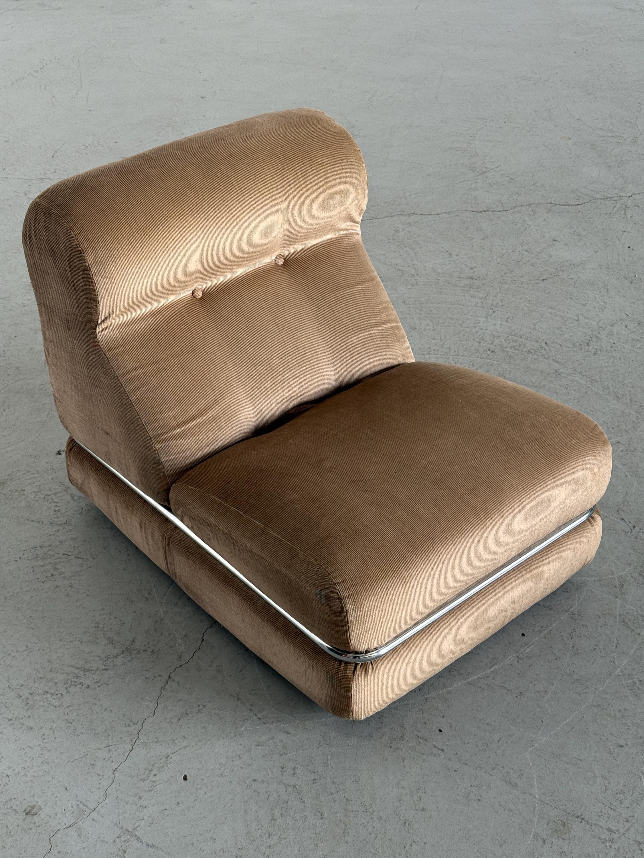 Italian Lounge Chair with Tubular Steel Frame