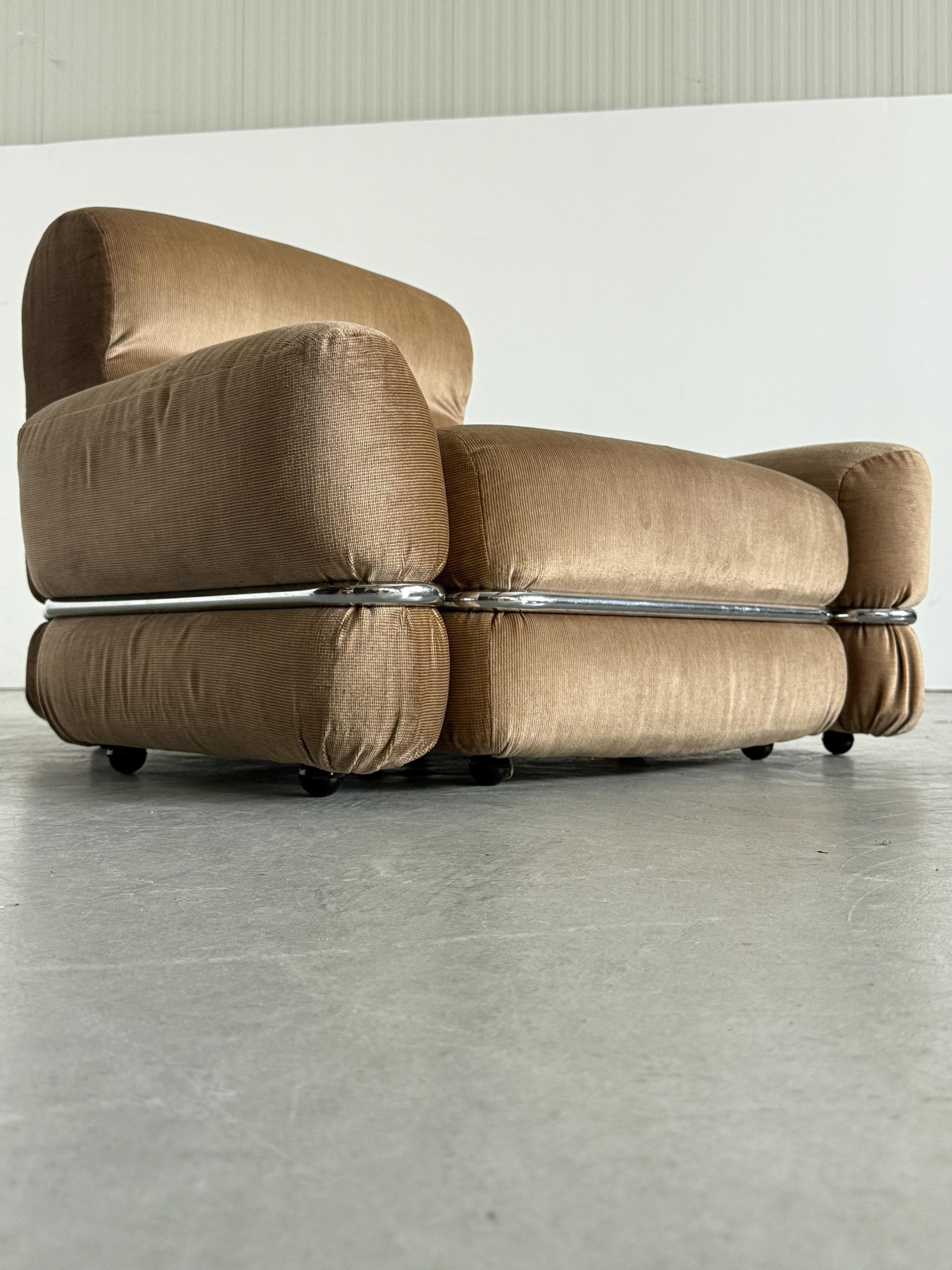 Italian Lounge Chair with Tubular Steel Frame