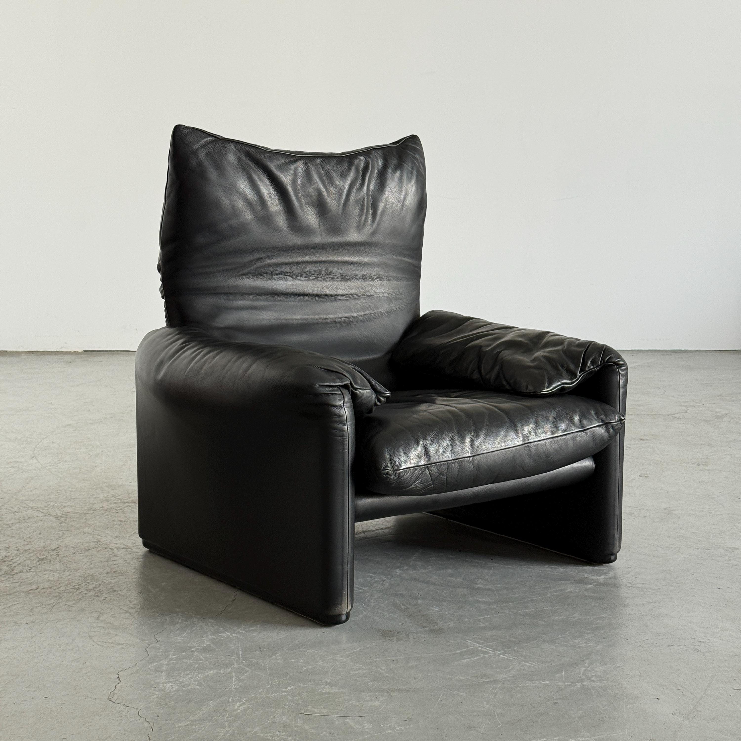 Maralunga Armchair by Vico Magistretti for Cassina