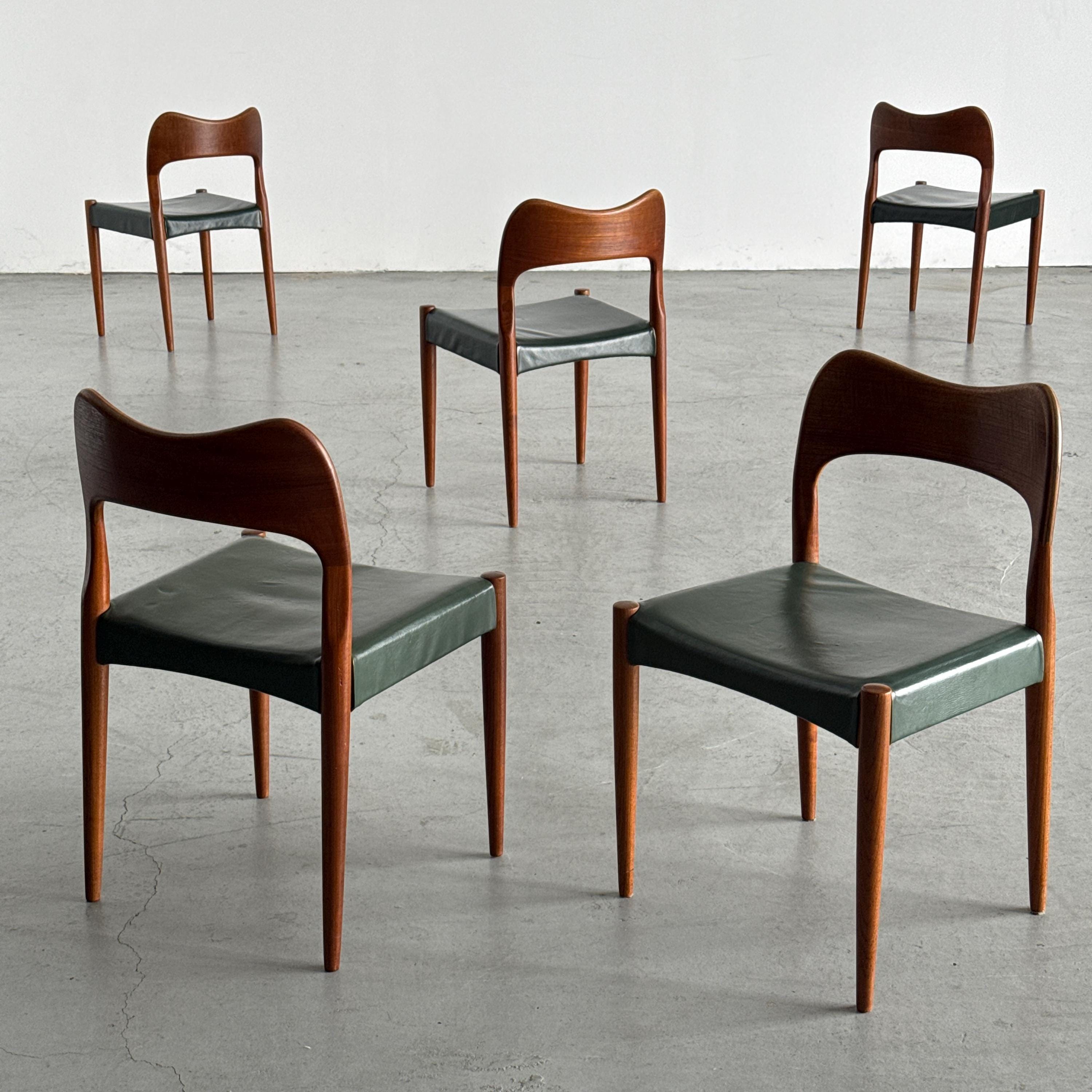 Danish Dining Chairs by Arne Hovmand-Olsen for Mogens Kold