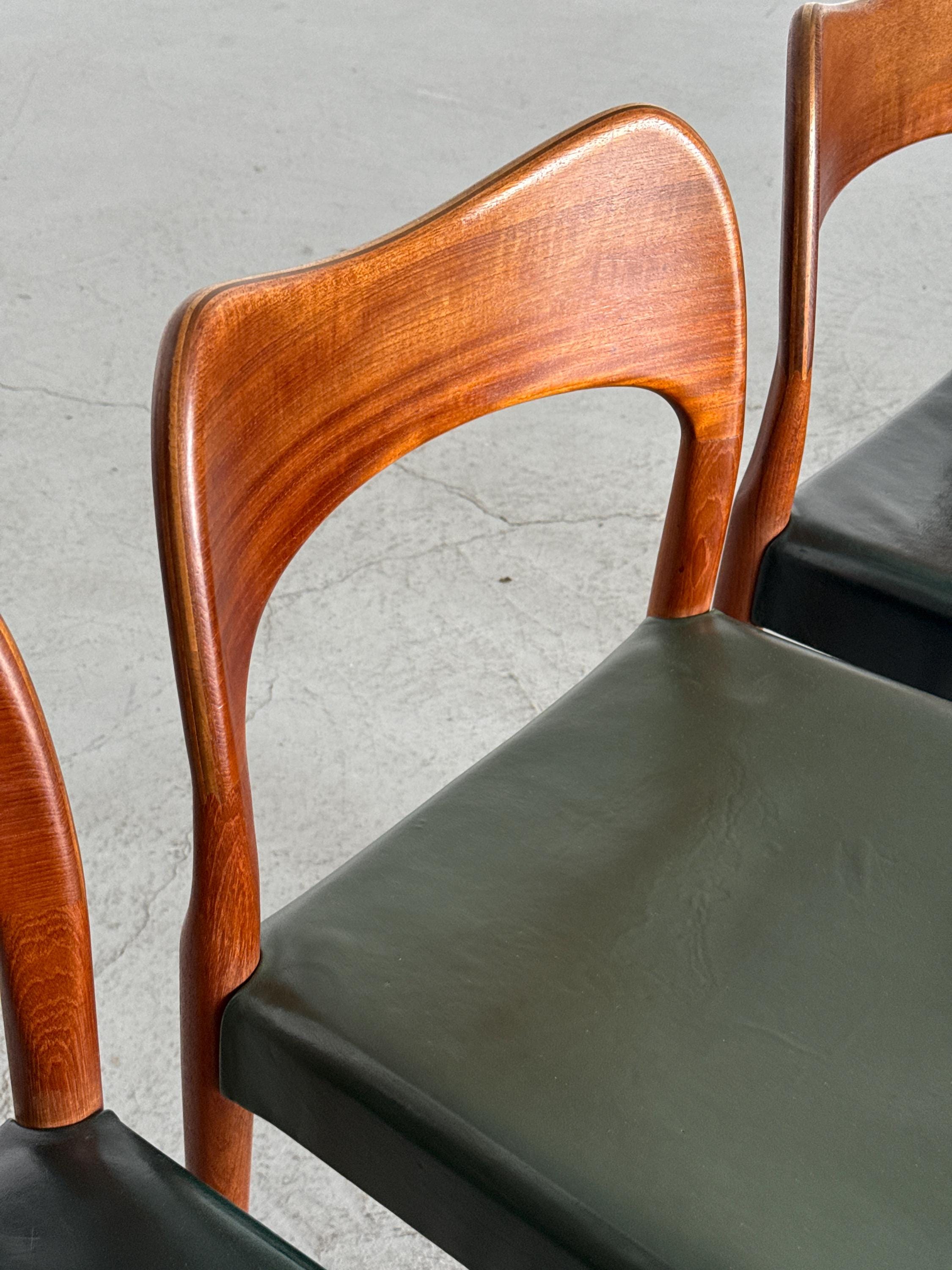 Danish Dining Chairs by Arne Hovmand-Olsen for Mogens Kold