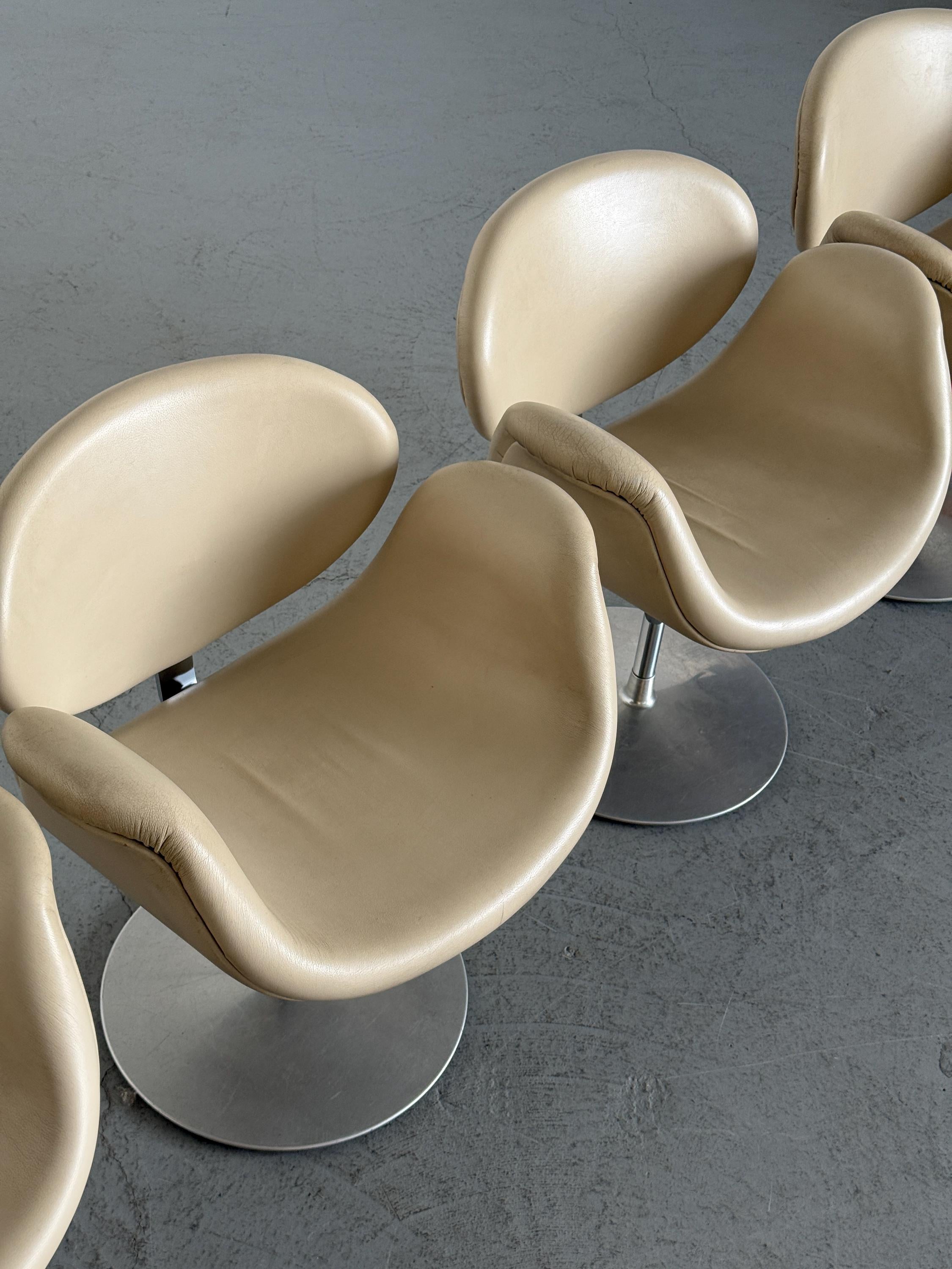 Artifort Little Tulip Armchairs F163 by Pierre Paulin