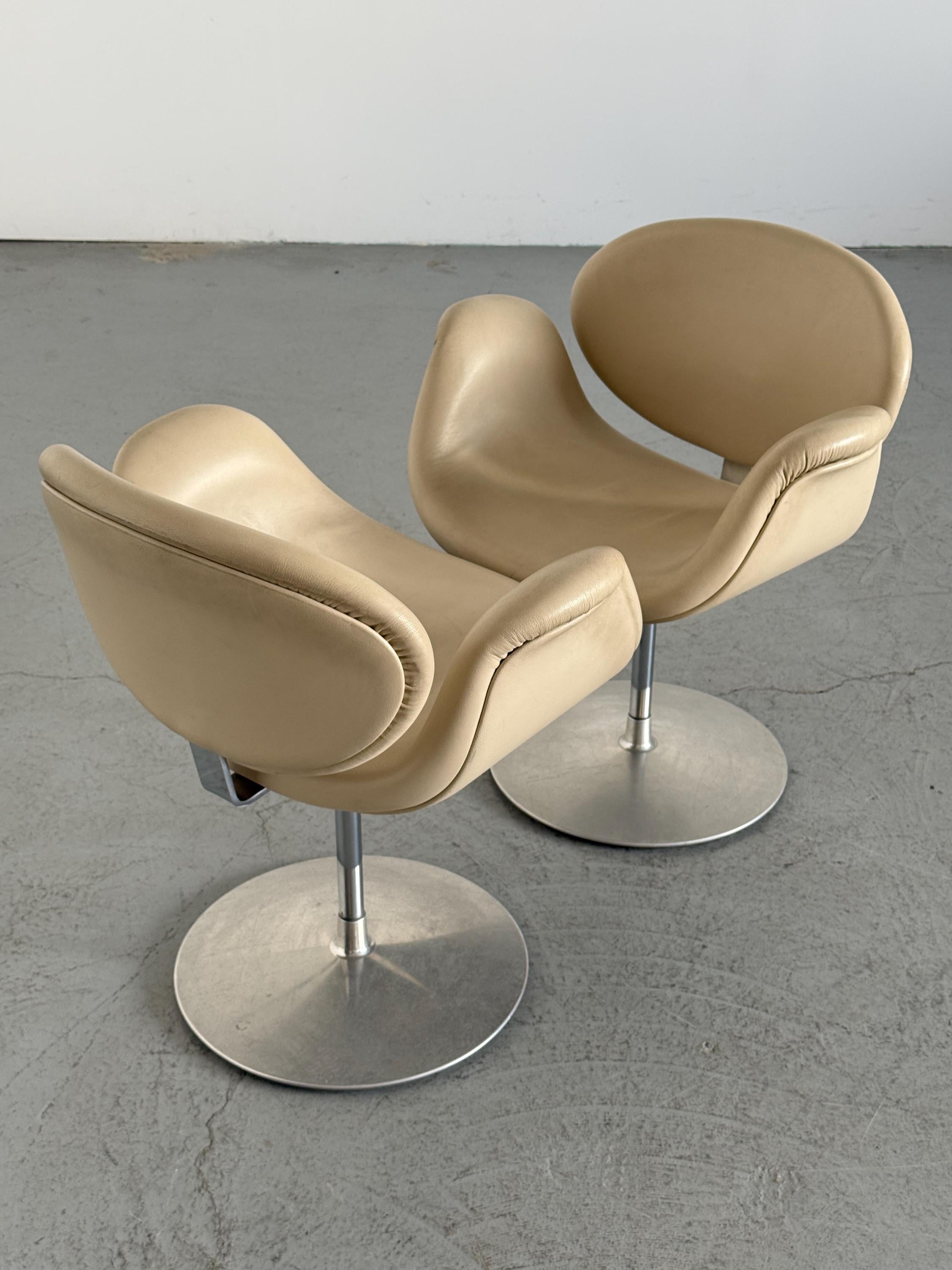 Artifort Little Tulip Armchairs F163 by Pierre Paulin