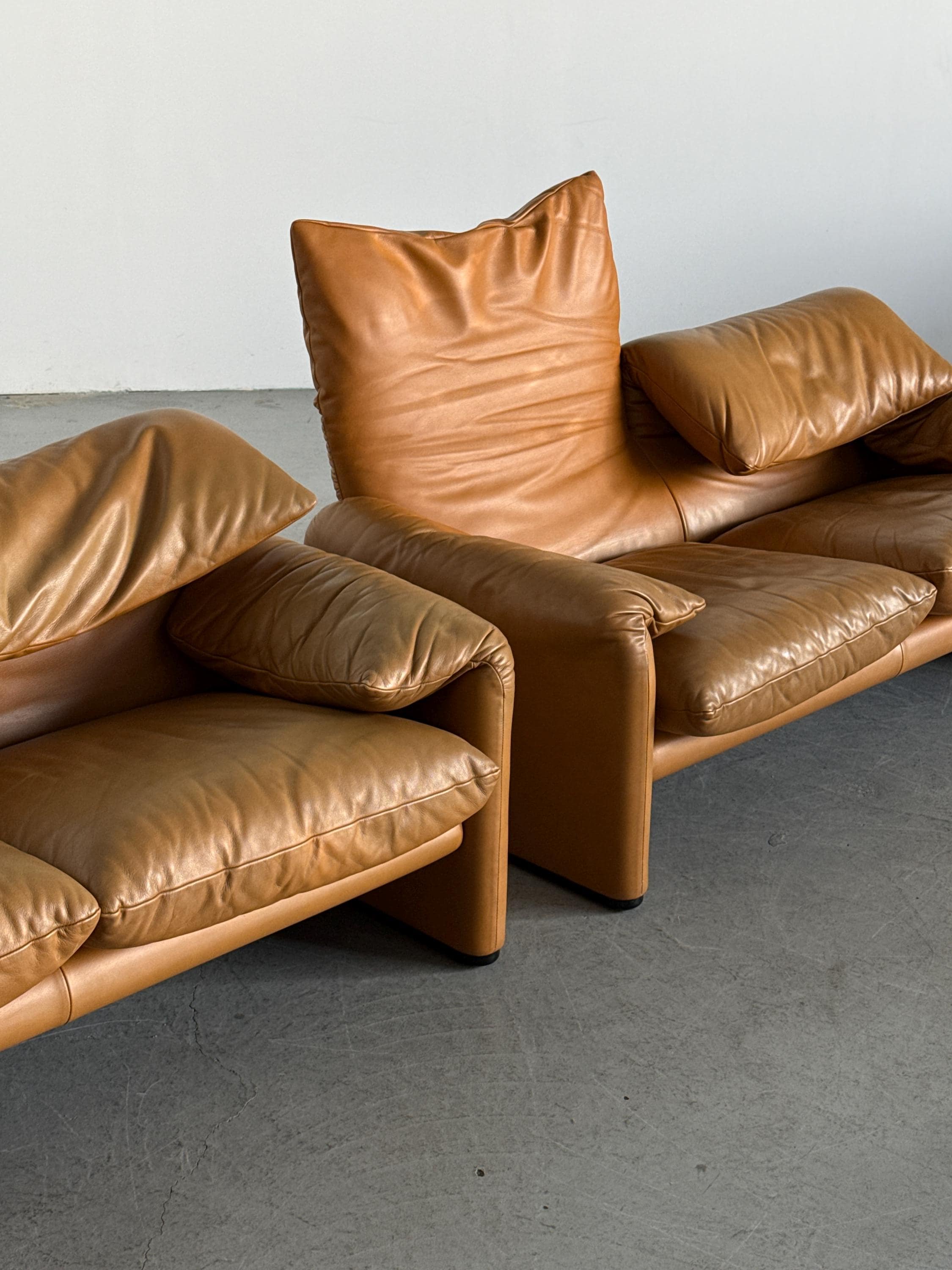 Maralunga Sofa by Vico Magistretti for Cassina