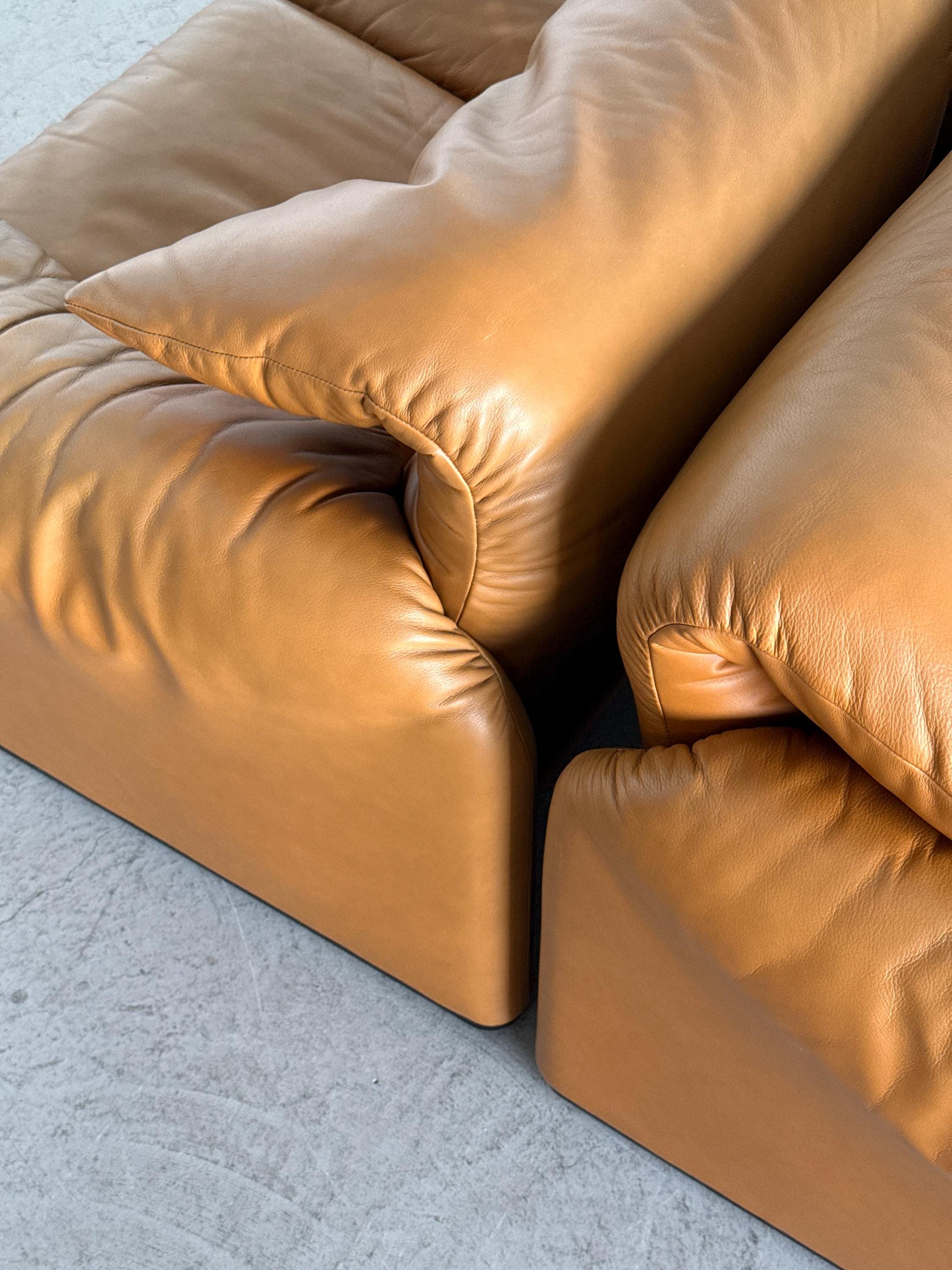 Maralunga Sofa by Vico Magistretti for Cassina