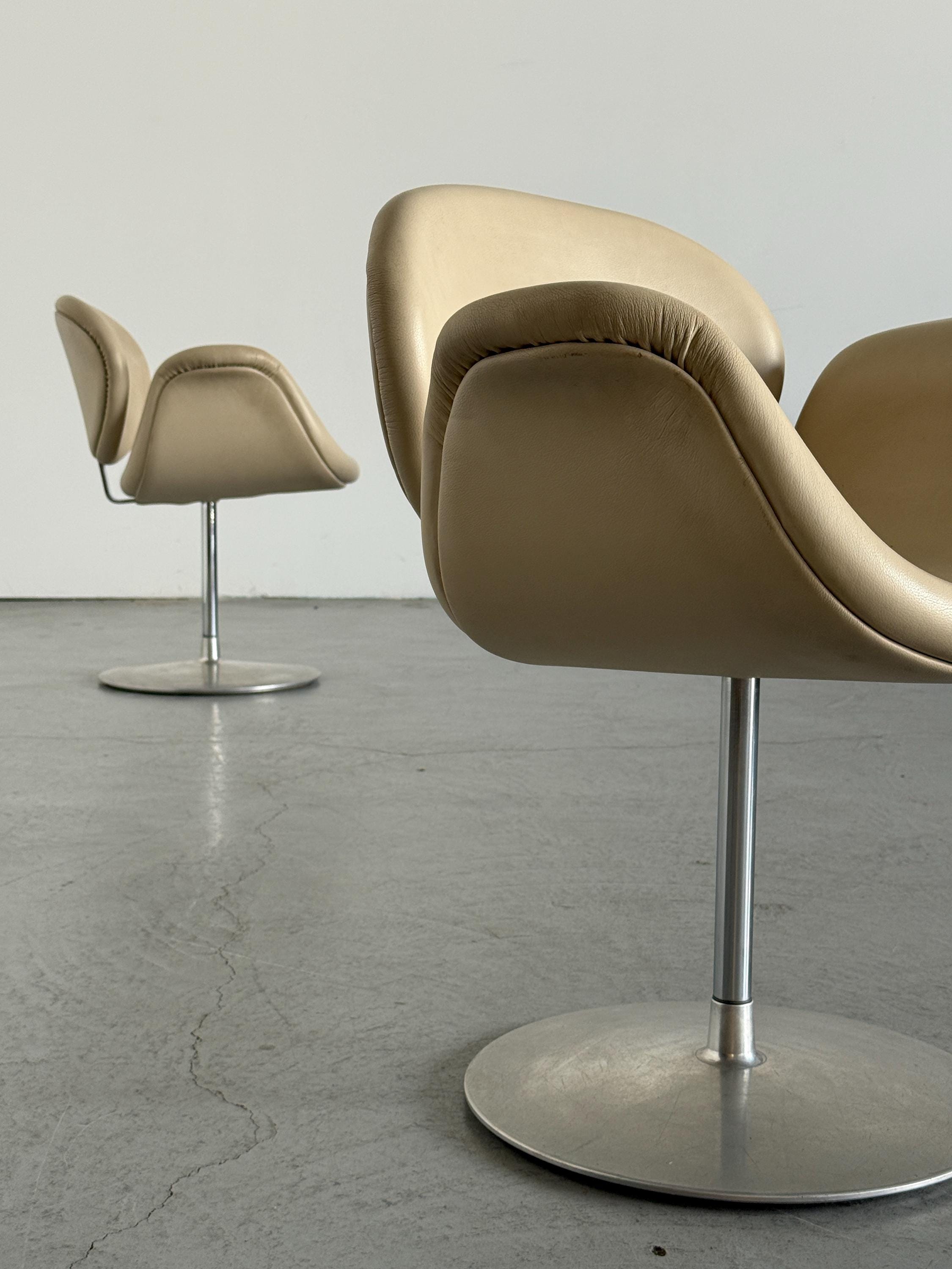 Artifort Little Tulip Armchairs F163 by Pierre Paulin