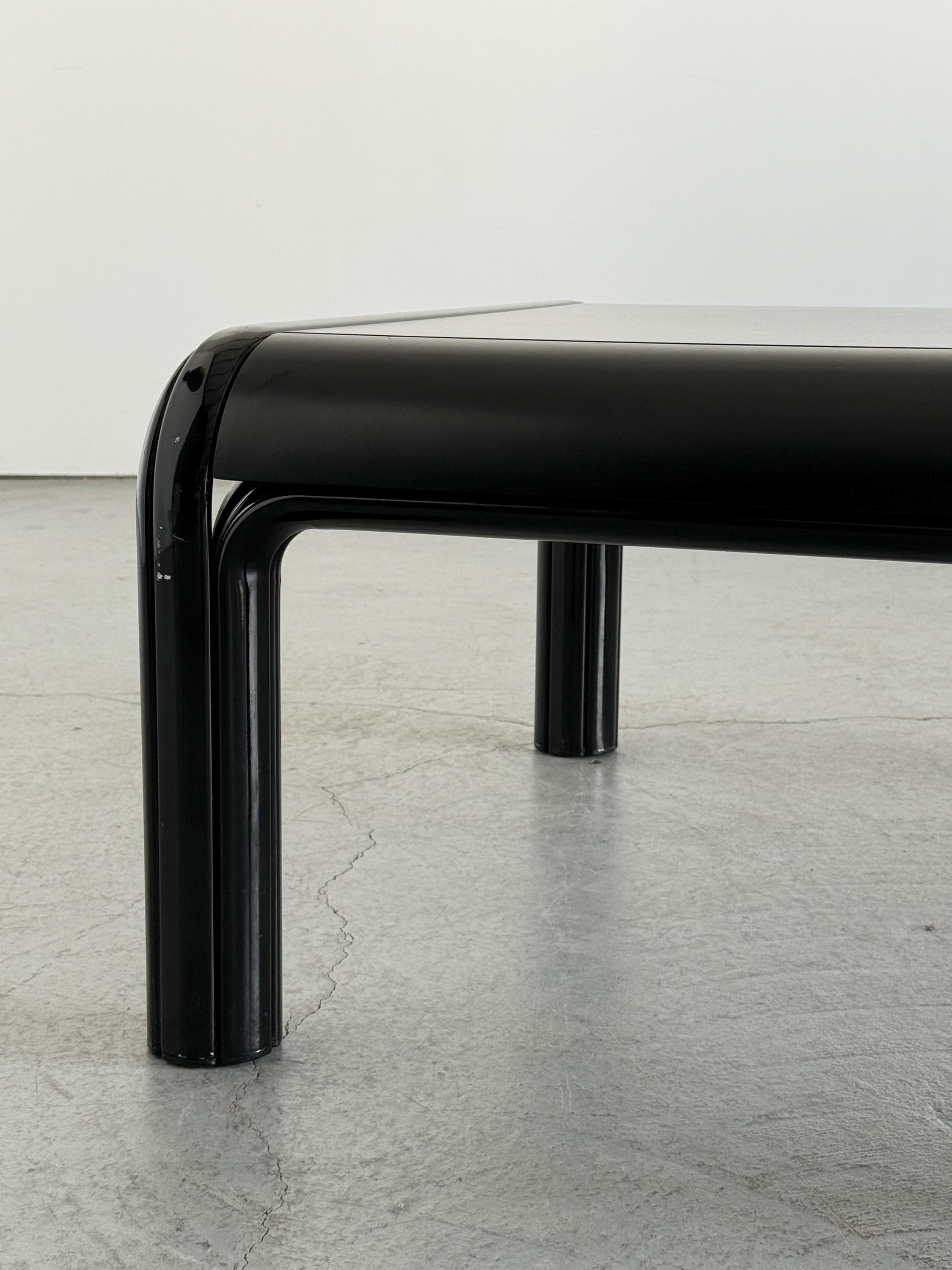 Orsay Black Coffee Table by Gae Aulenti for Knoll International