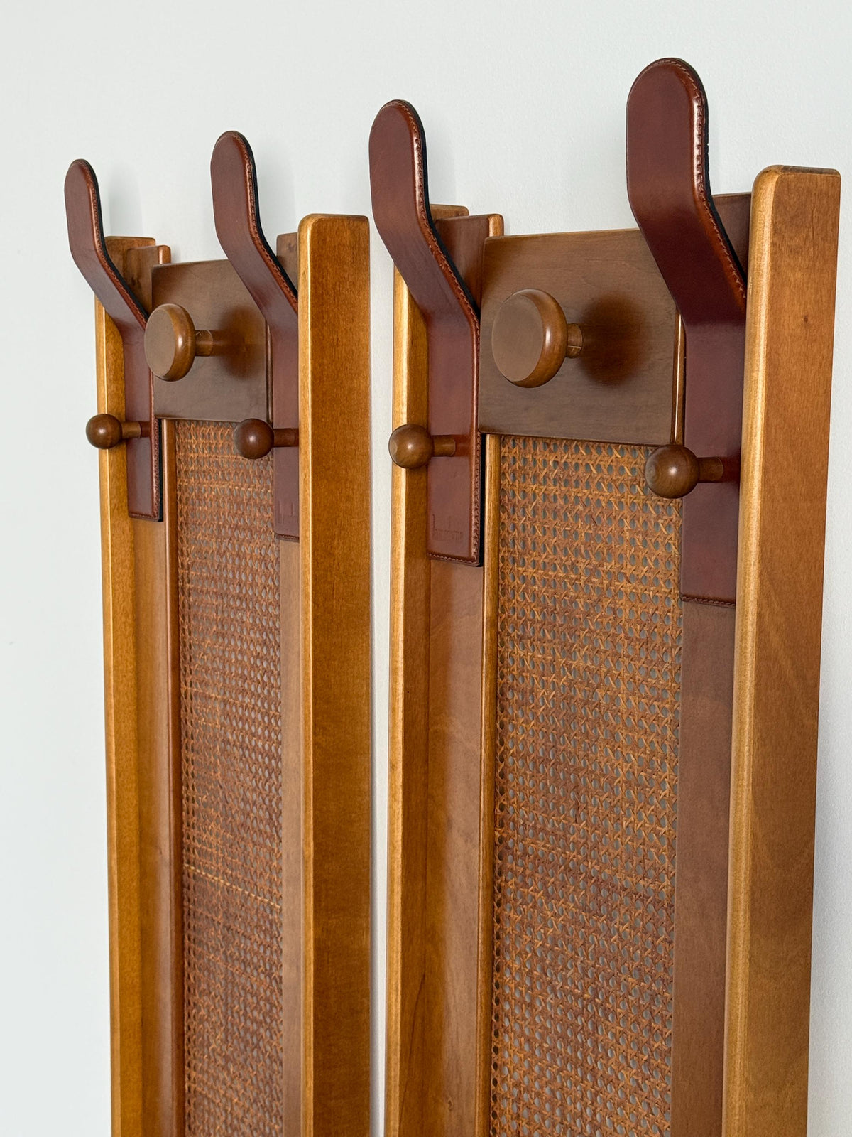 La Moderna Wall-Mounted Coat Rack in Cane and Leather