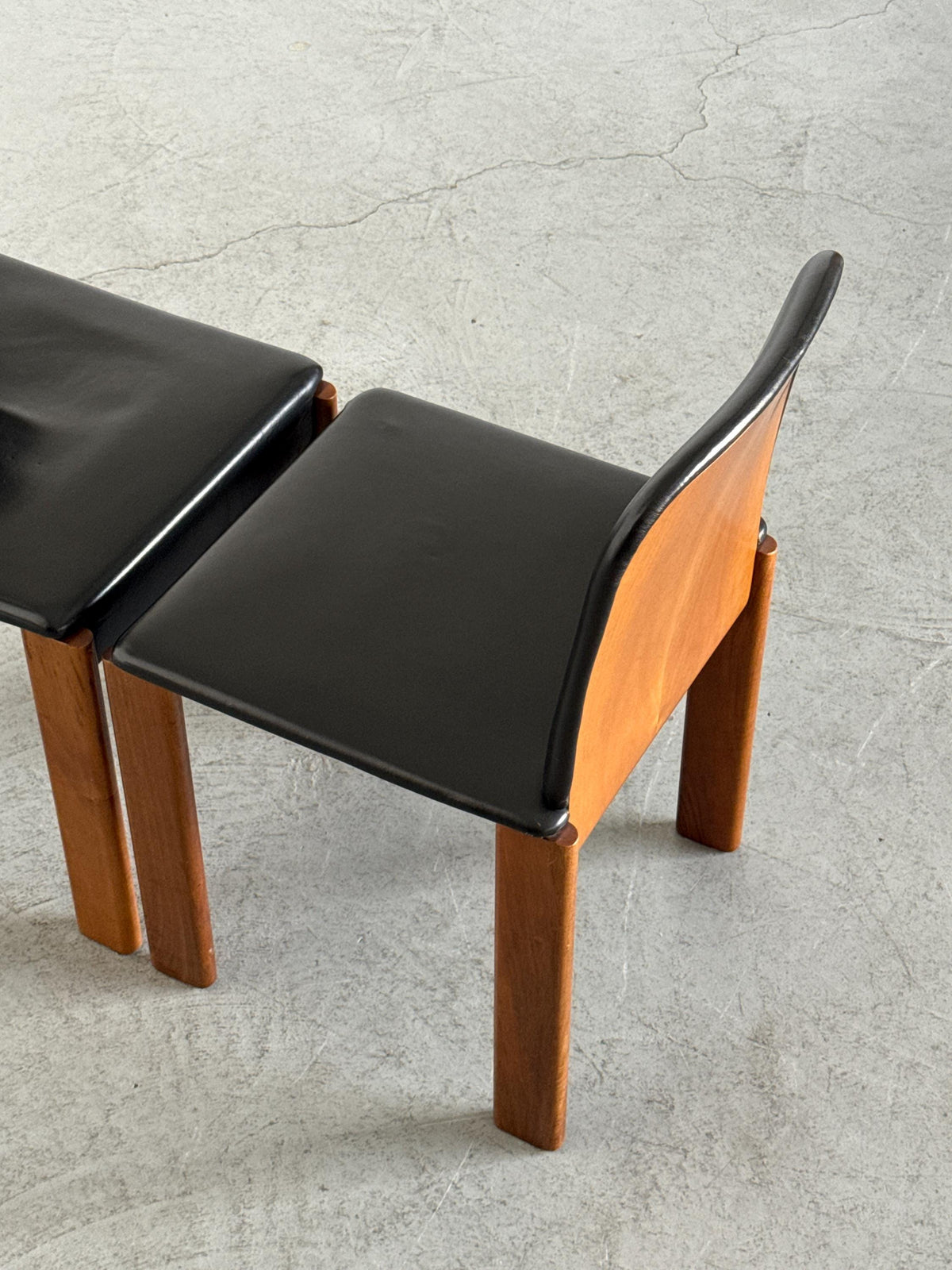 Italian Elegant Modern Leather Dining Chairs