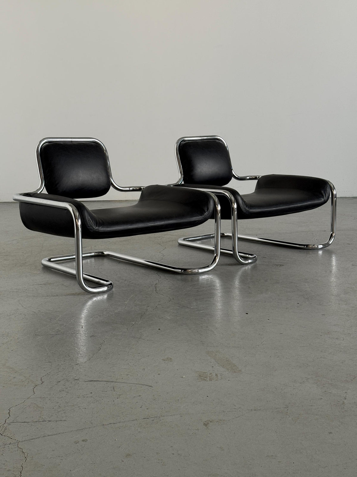 Limande Lounge Chairs by Kwok Hoï Chan for Steiner