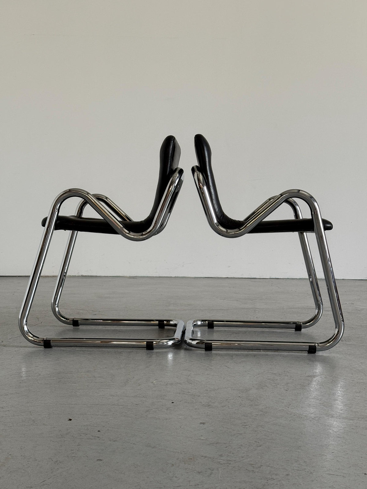 Tubular Chrome Zig-Zag Cantilever Armchair
