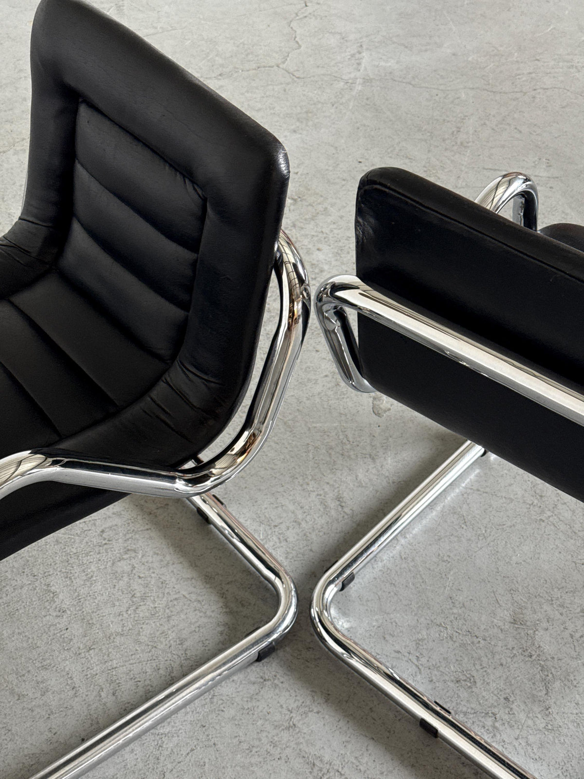 Tubular Chrome Zig-Zag Cantilever Armchair