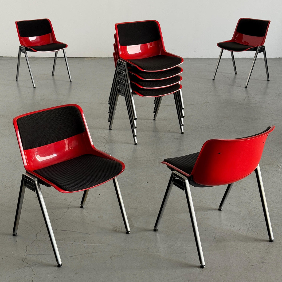 Modus SM 203 Chair by Centro Progetti Tecno