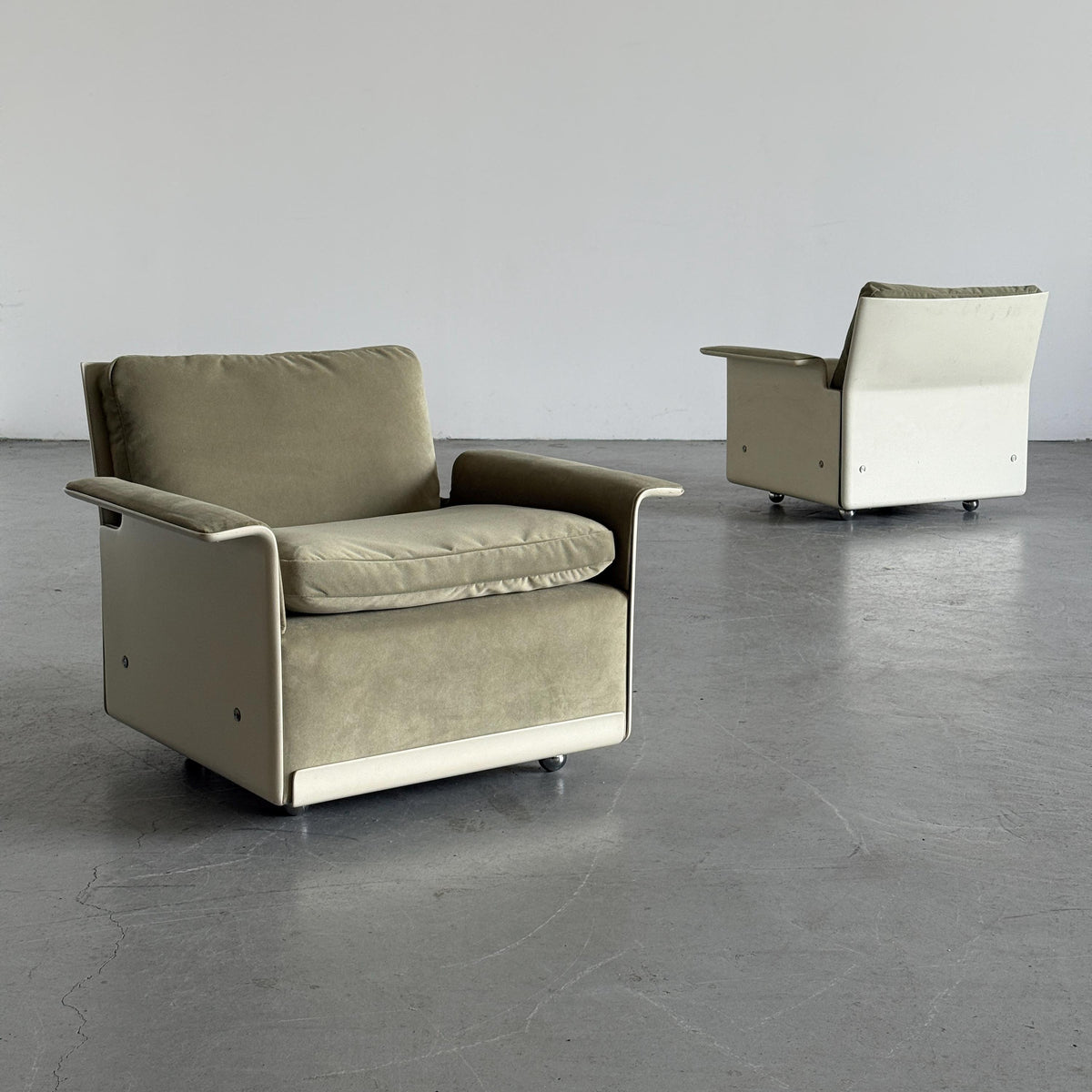 Dieter Rams 620 Armchairs for Vitsœ