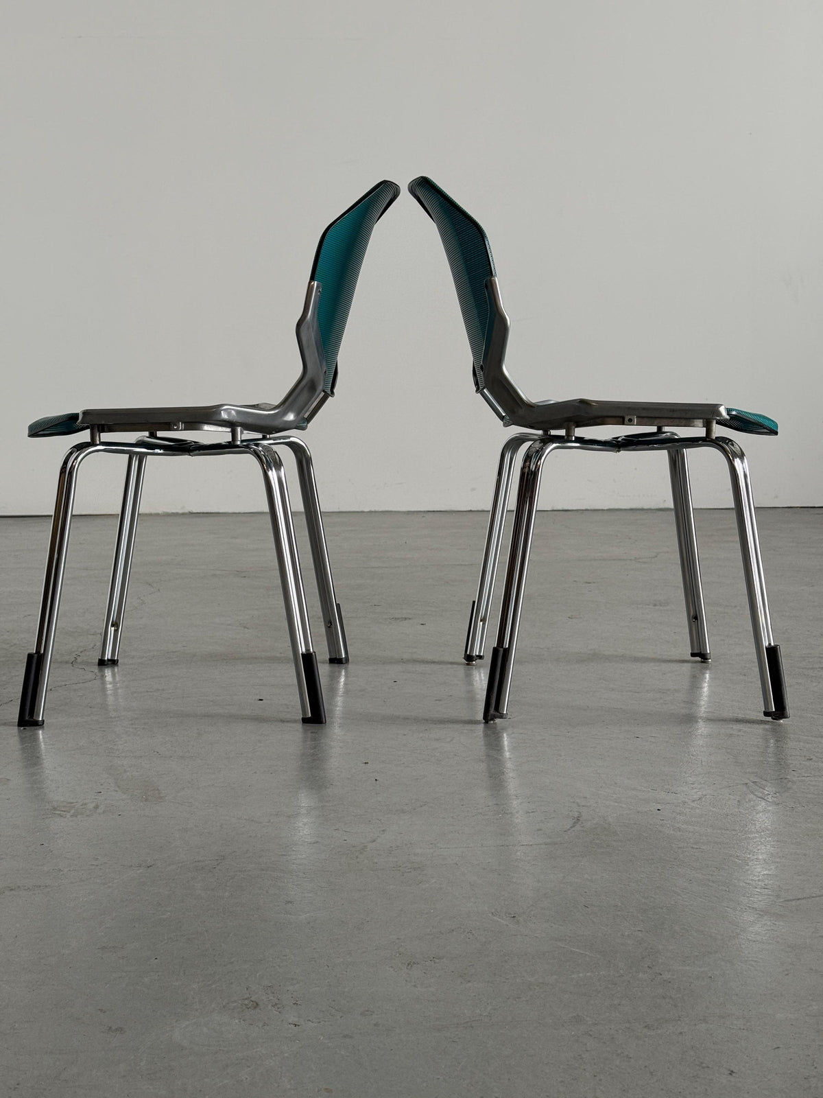 Futuristic Fröscher Sitform Rio Chairs by Hartmut S. Engel