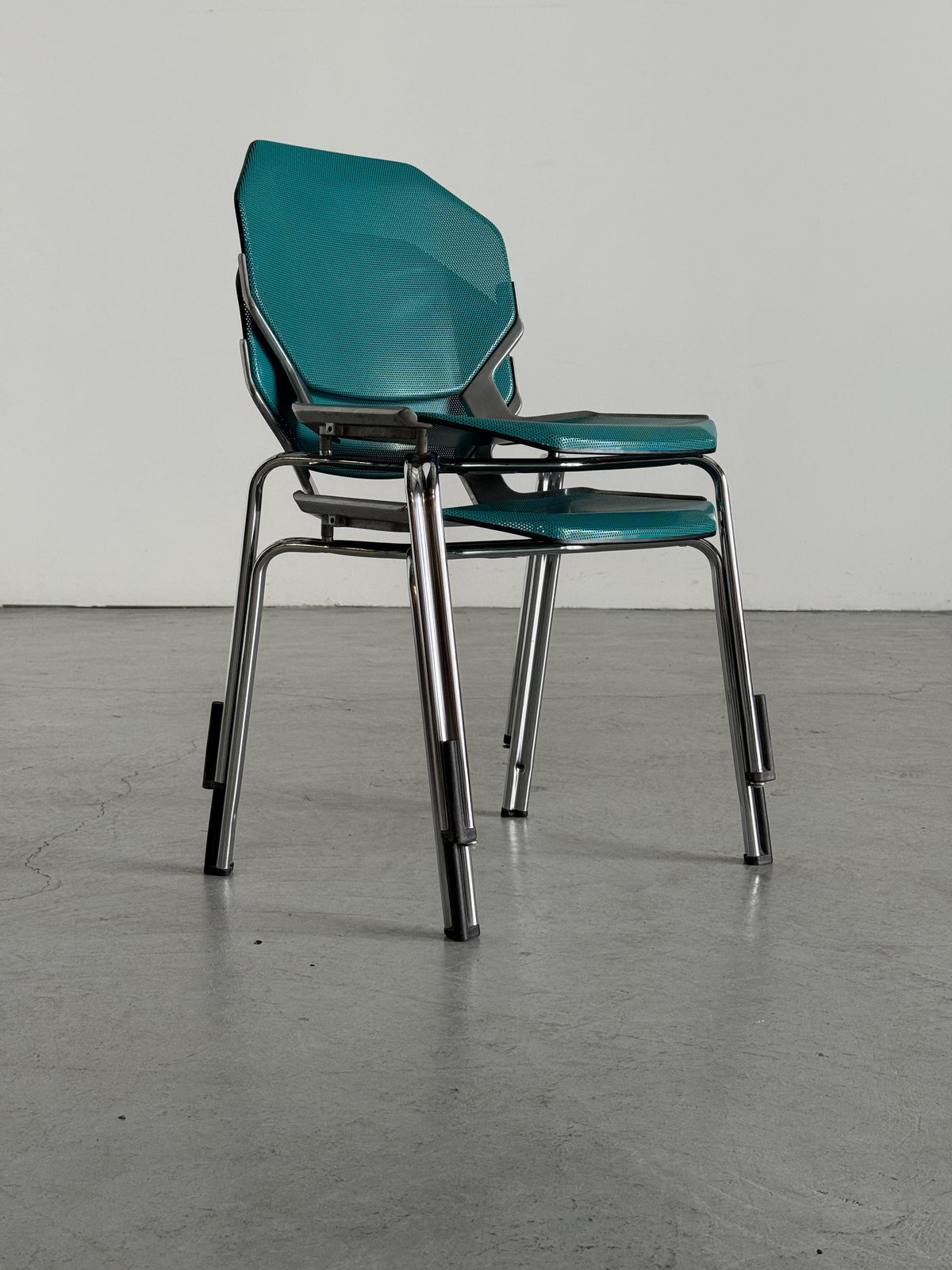 Futuristic Fröscher Sitform Rio Chairs by Hartmut S. Engel