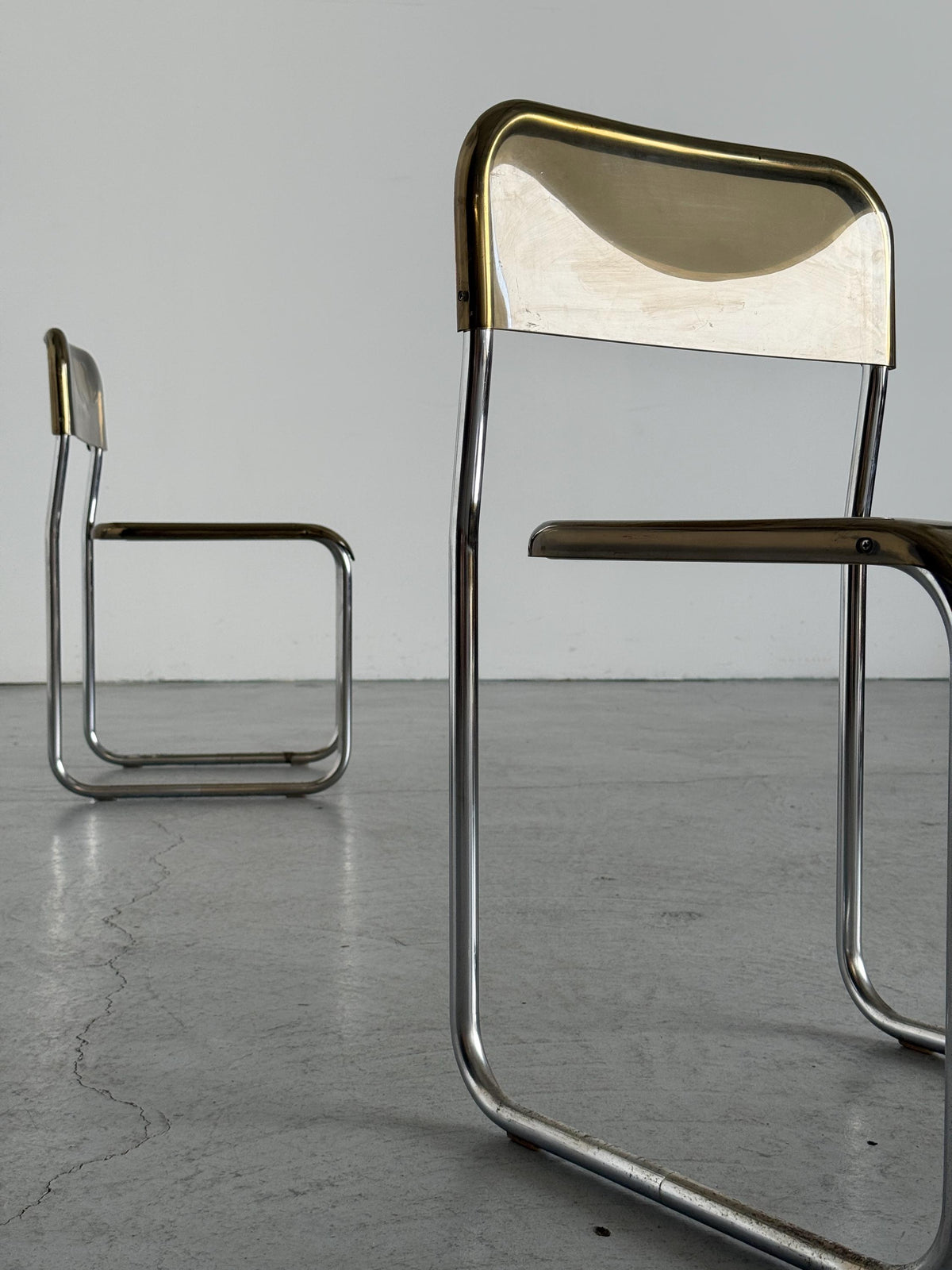 Arc Linea Chairs in Translucent Plastic and Chrome