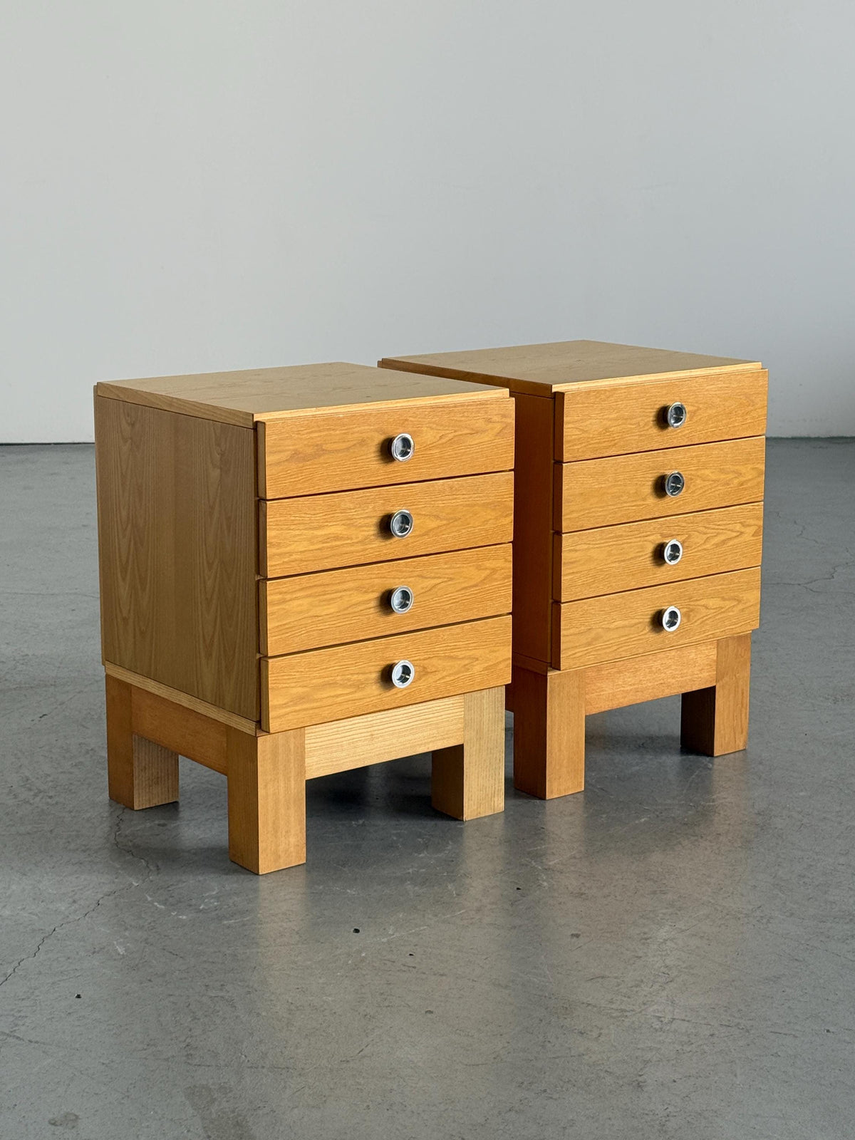 Four-Drawer Bedside Cabinets with Recessed Circular Pulls