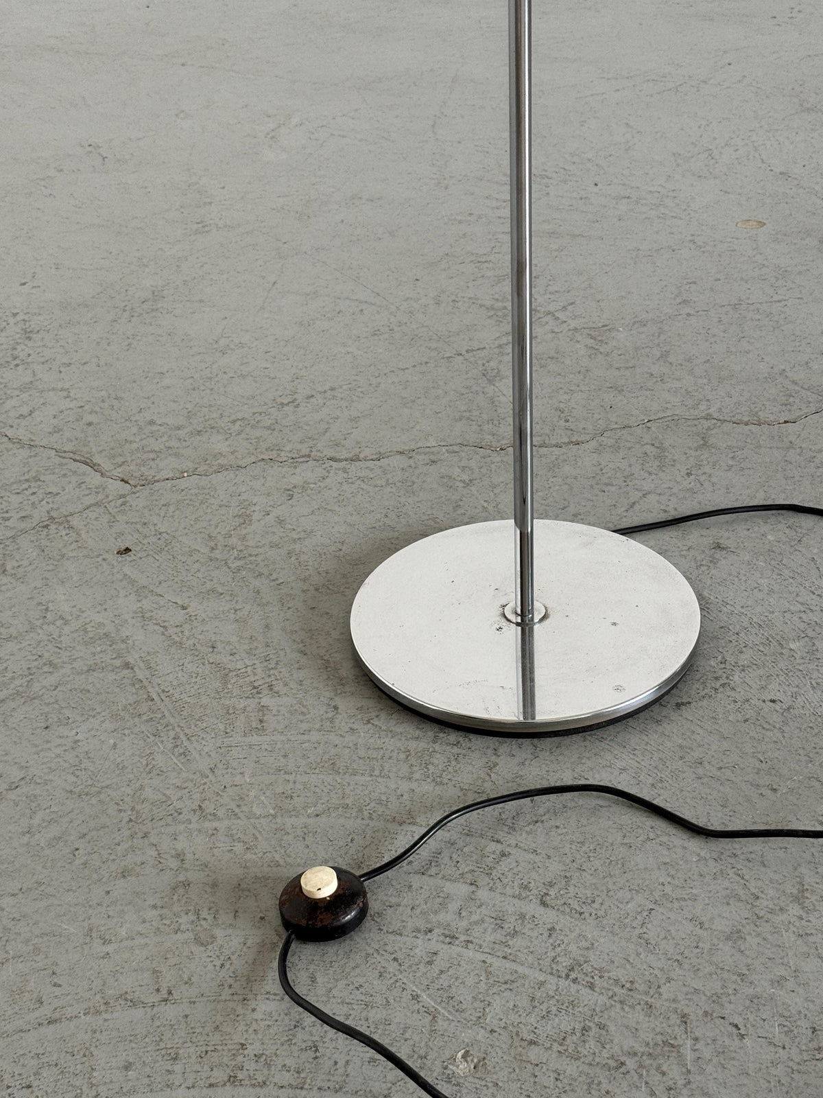 Cocoon Floor Lamp