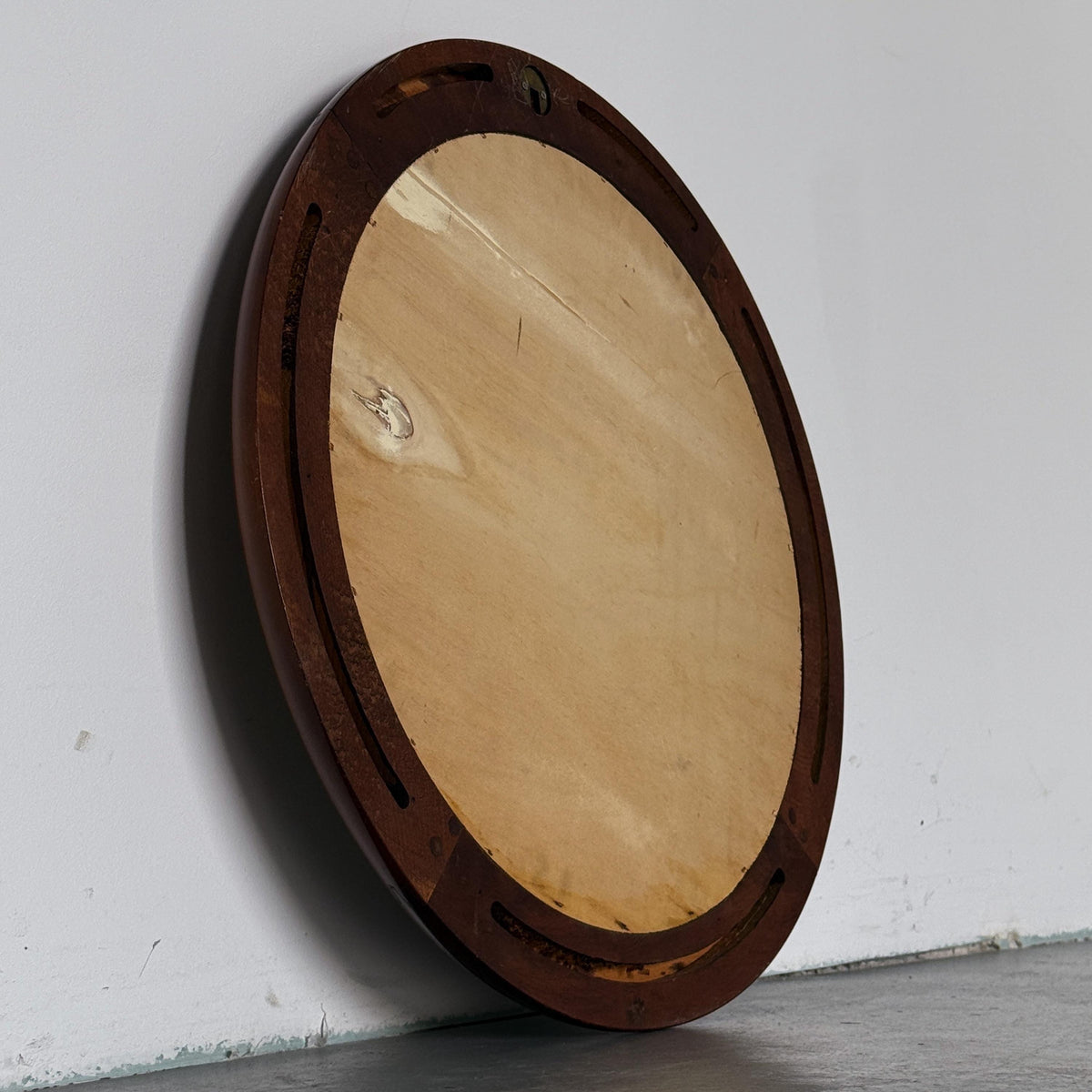 Round Mirror with Thick Frame in Amber Wood