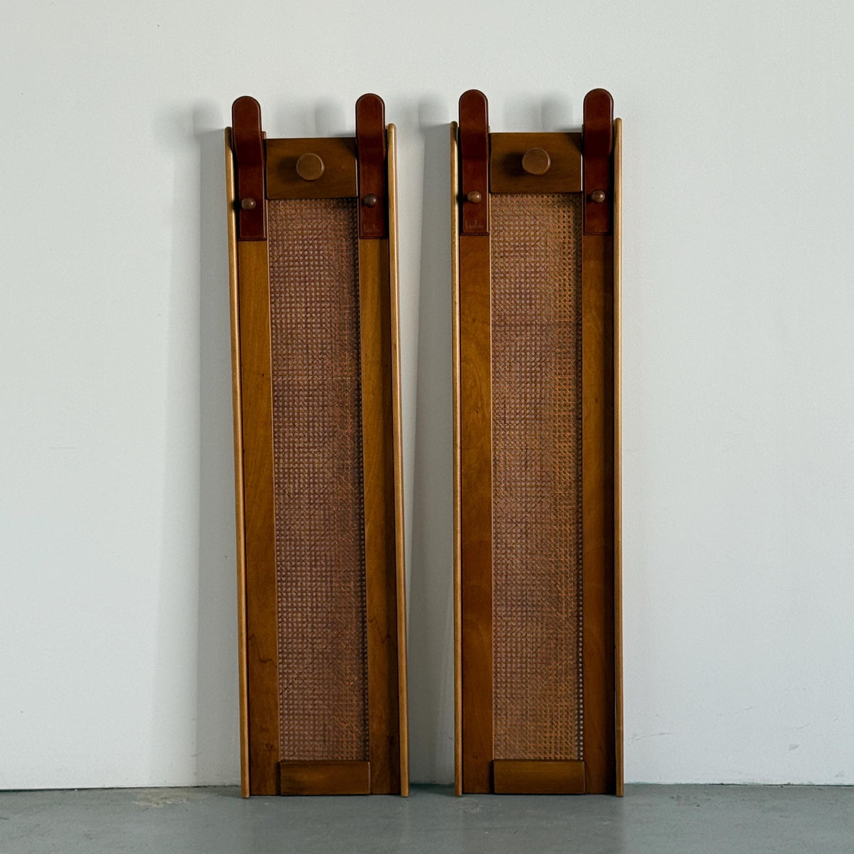 La Moderna Wall-Mounted Coat Rack in Cane and Leather