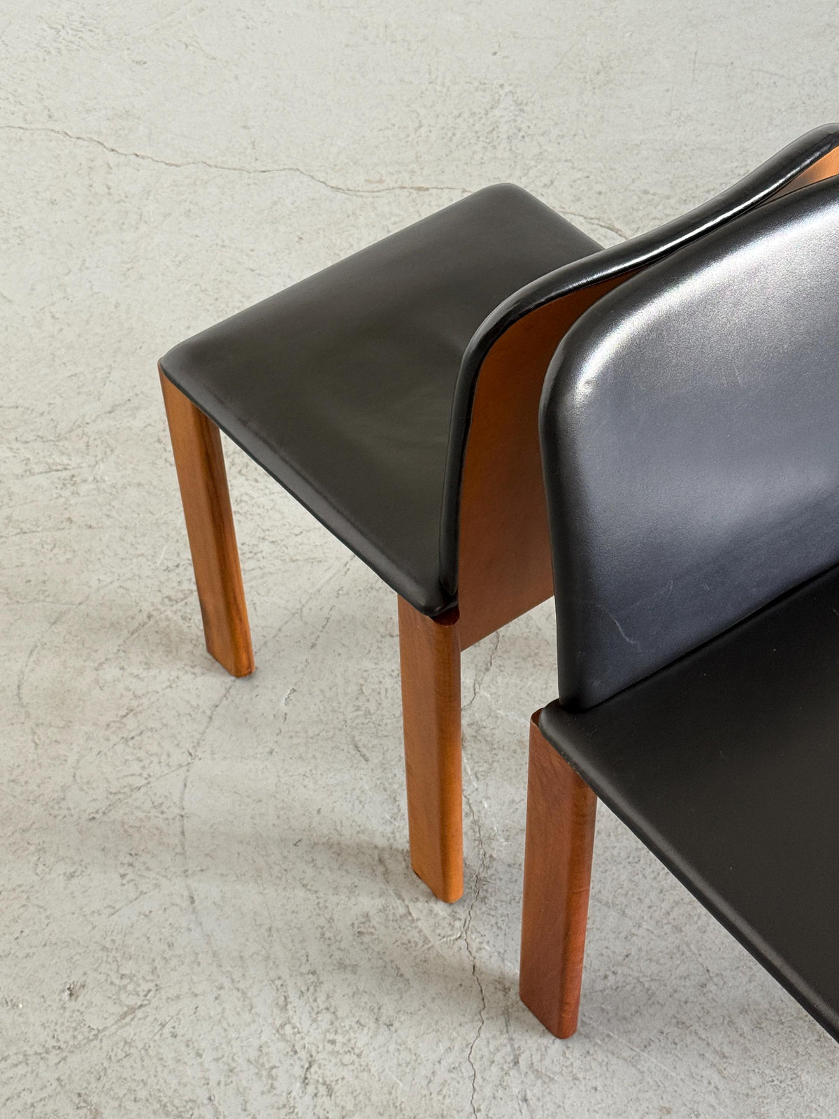 Italian Elegant Modern Leather Dining Chairs