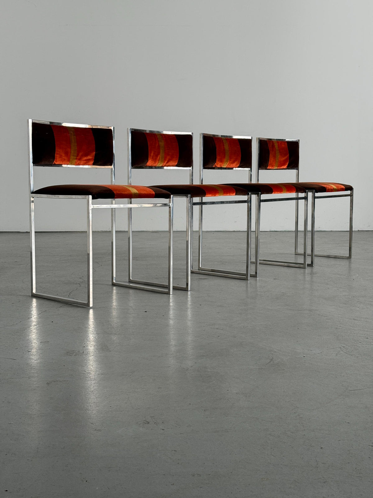 SQ-AL Dining Chairs Attributed to Willy Rizzo