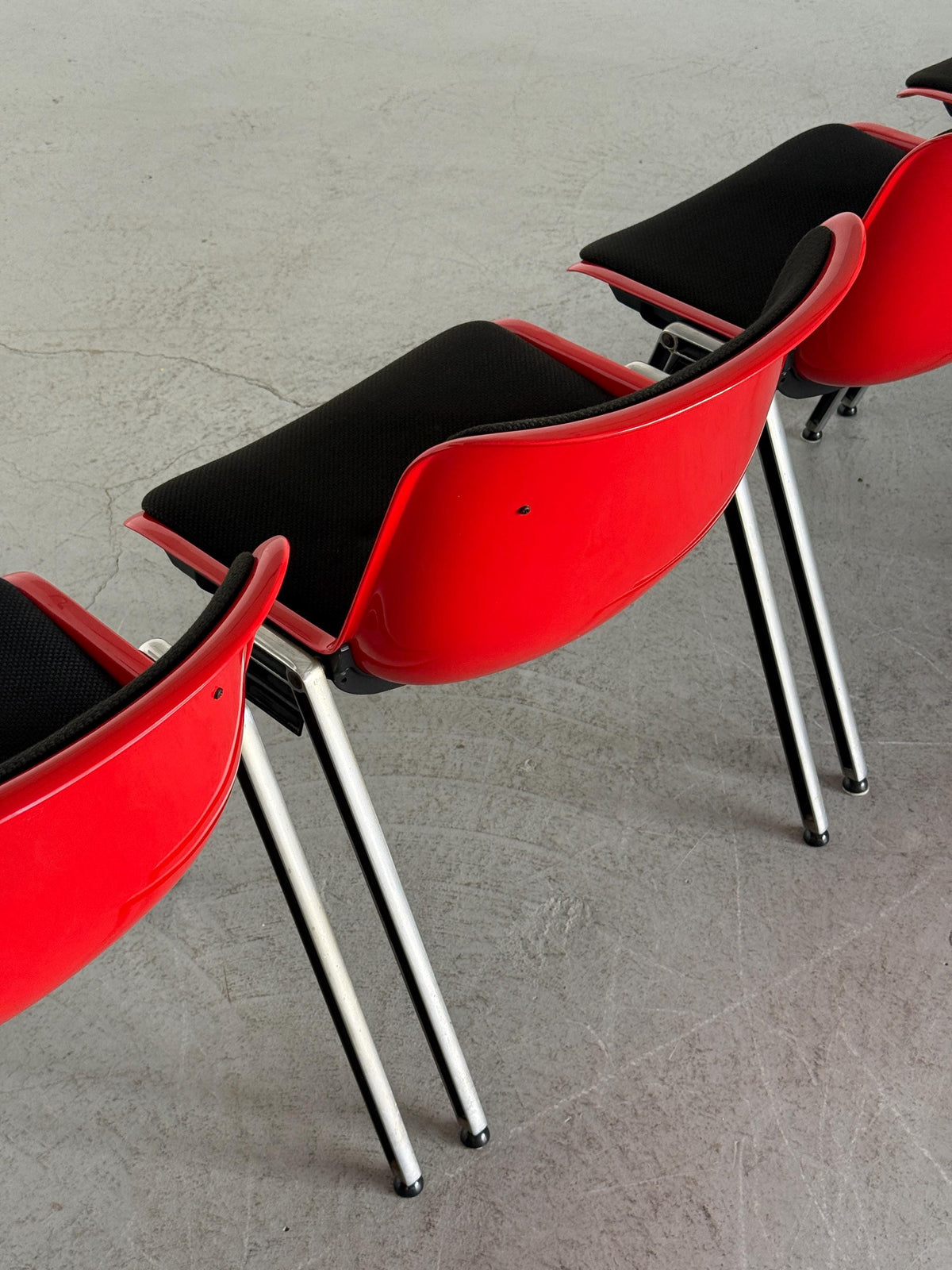 Modus SM 203 Chair by Centro Progetti Tecno
