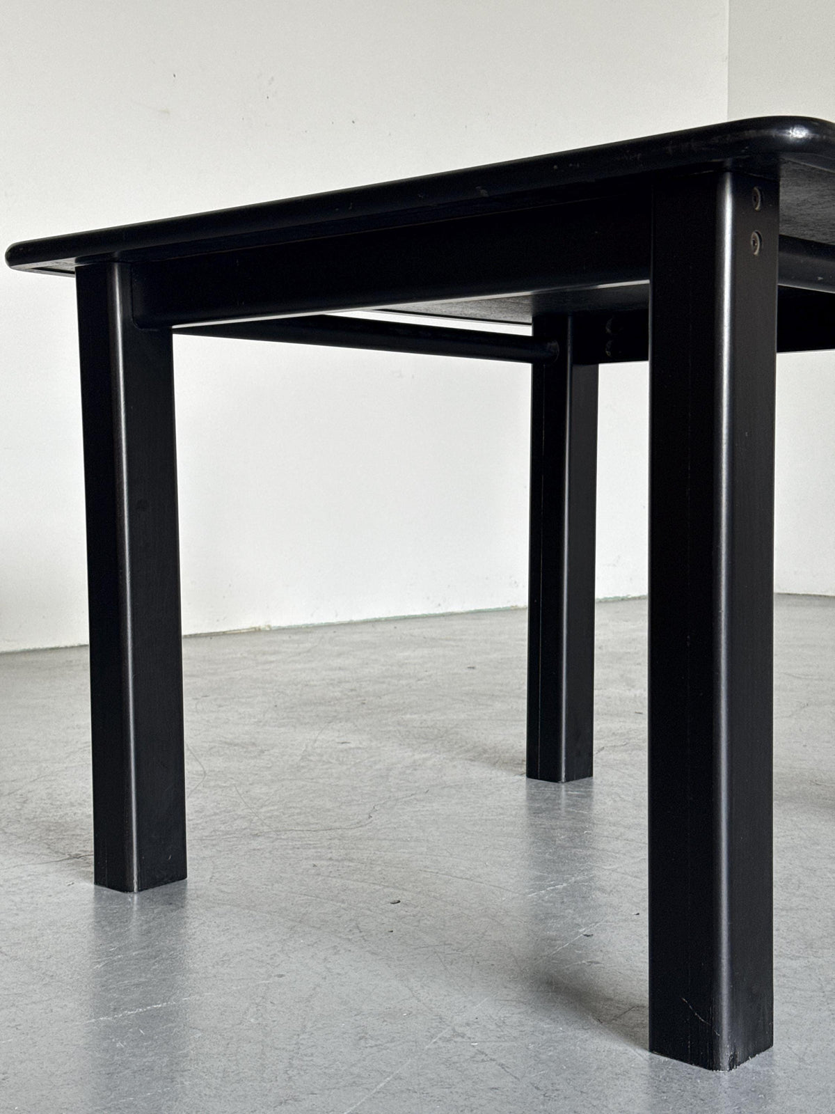 Ibisco Sedie Game Table with Green Leather Top