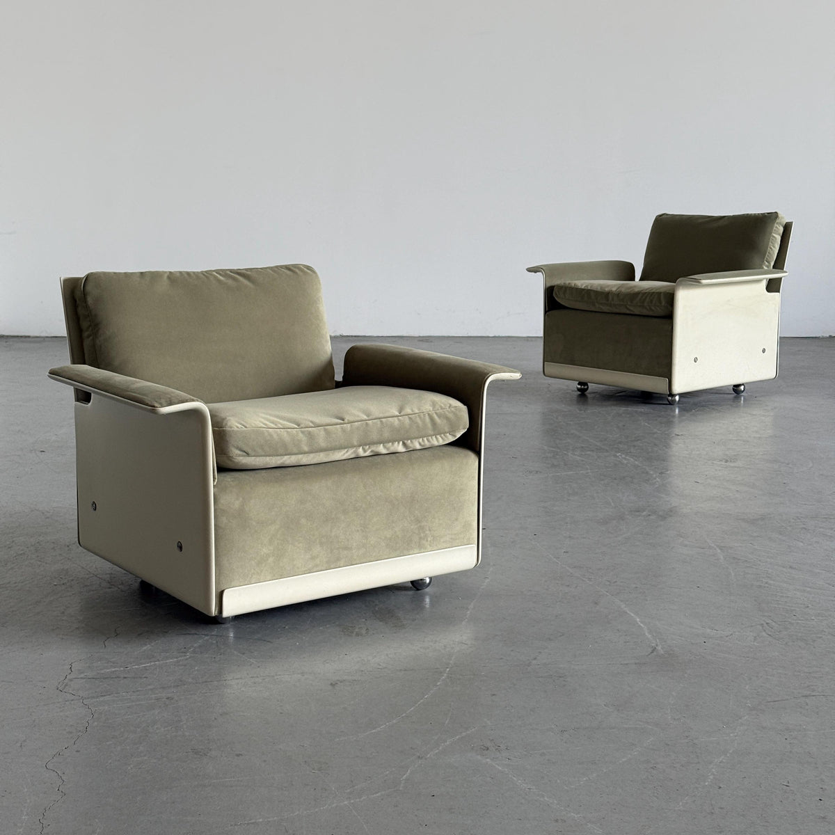 Dieter Rams 620 Armchairs for Vitsœ