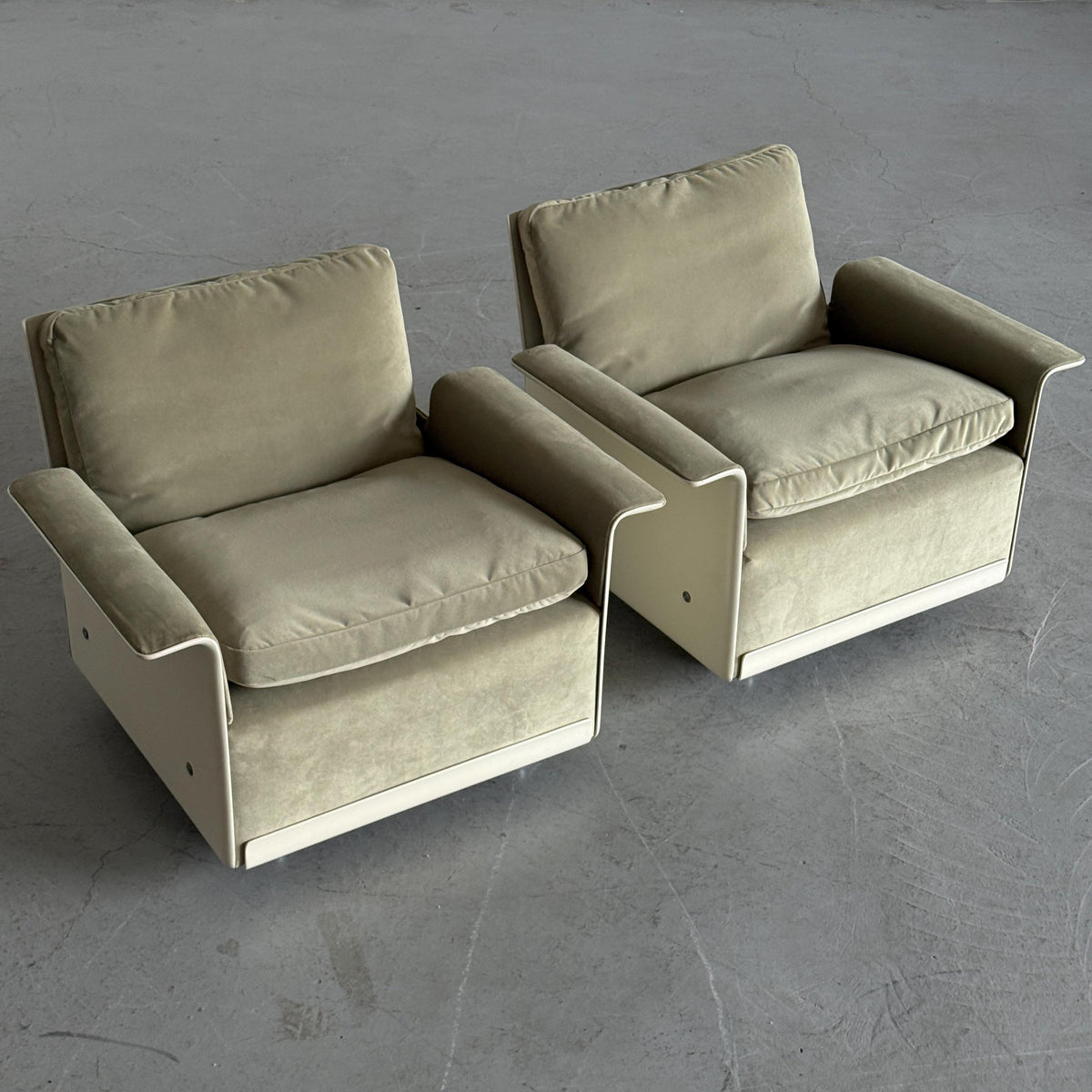 Dieter Rams 620 Armchairs for Vitsœ