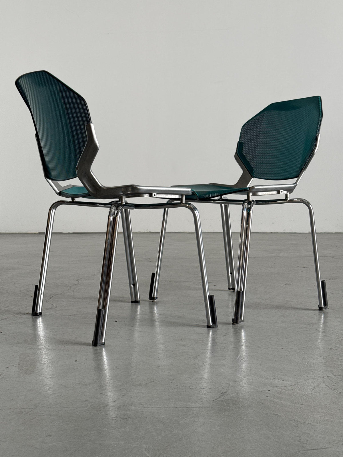 Futuristic Fröscher Sitform Rio Chairs by Hartmut S. Engel